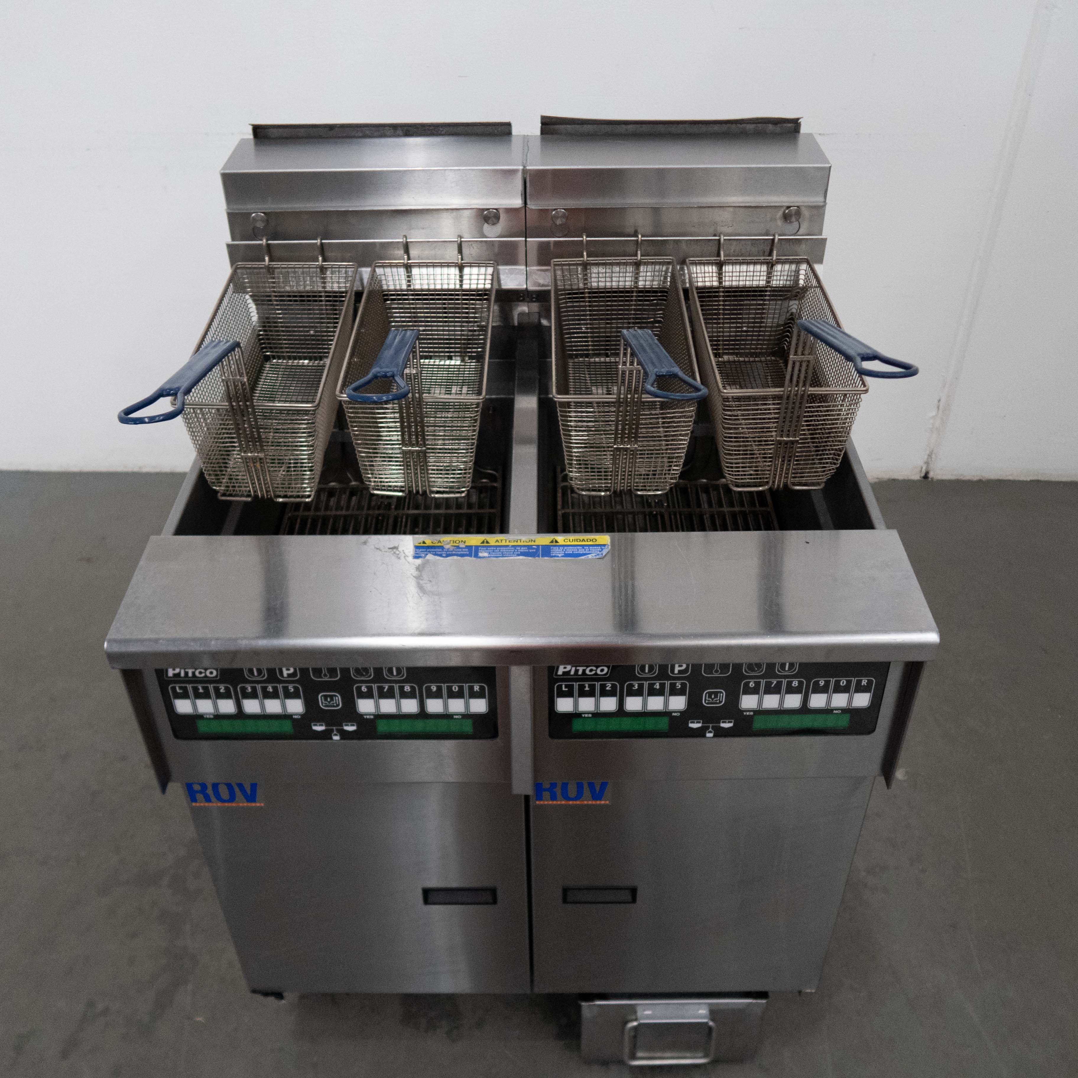 Pitco SELV14-C/FD/FF Solstice Split Pan Fryer - 878841