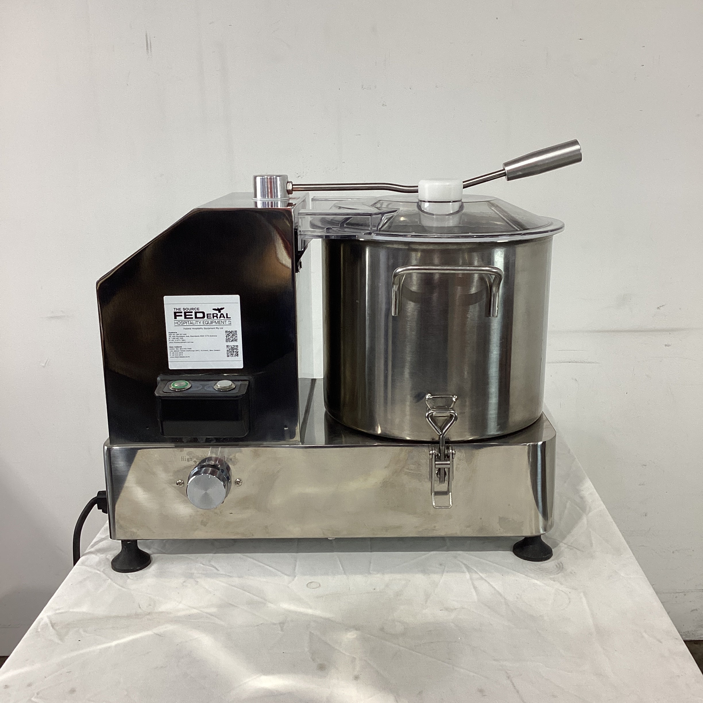 Federal HR-9 Food Processor - 882158