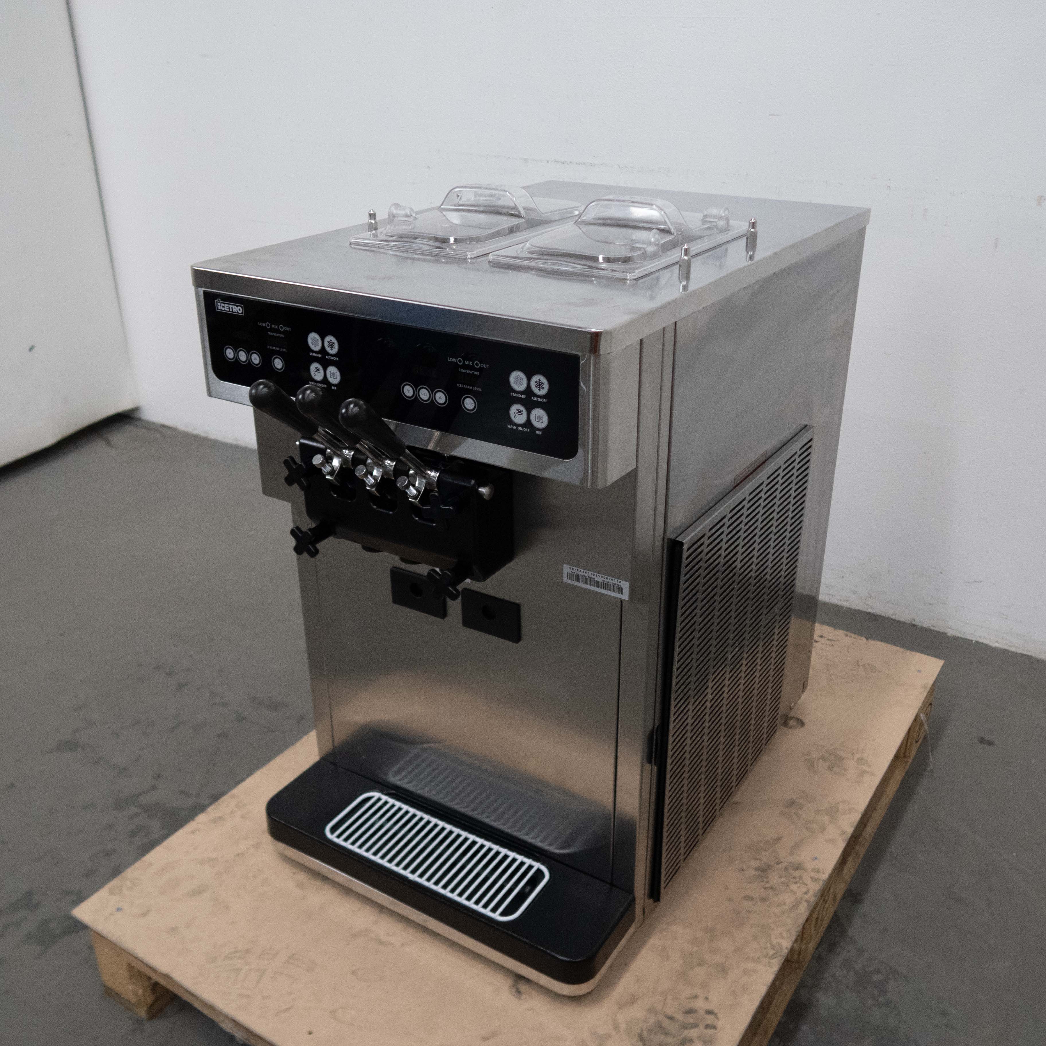 Icetro 163TT Soft Serve Machine - 882994