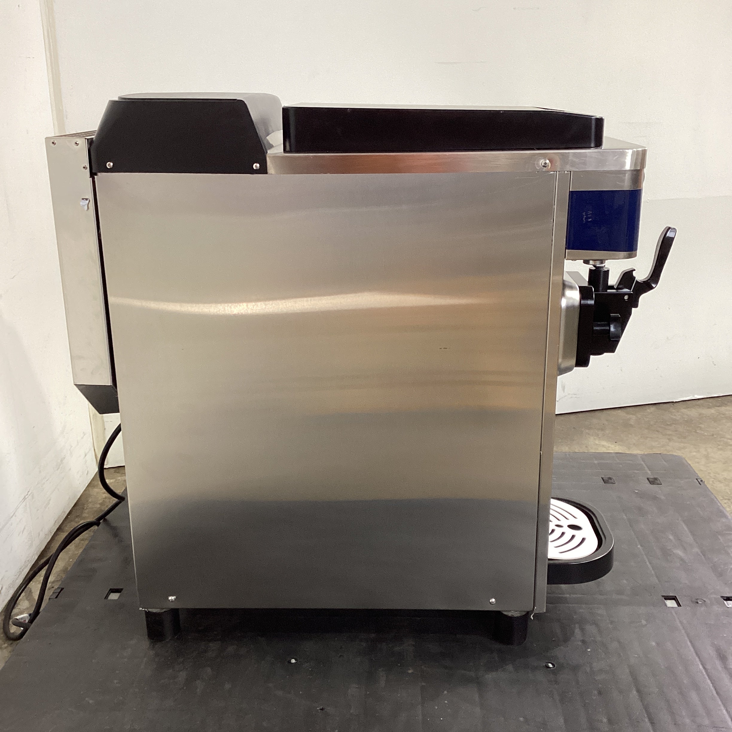 Jelumb ND9426 Ice Cream Machine - 883398