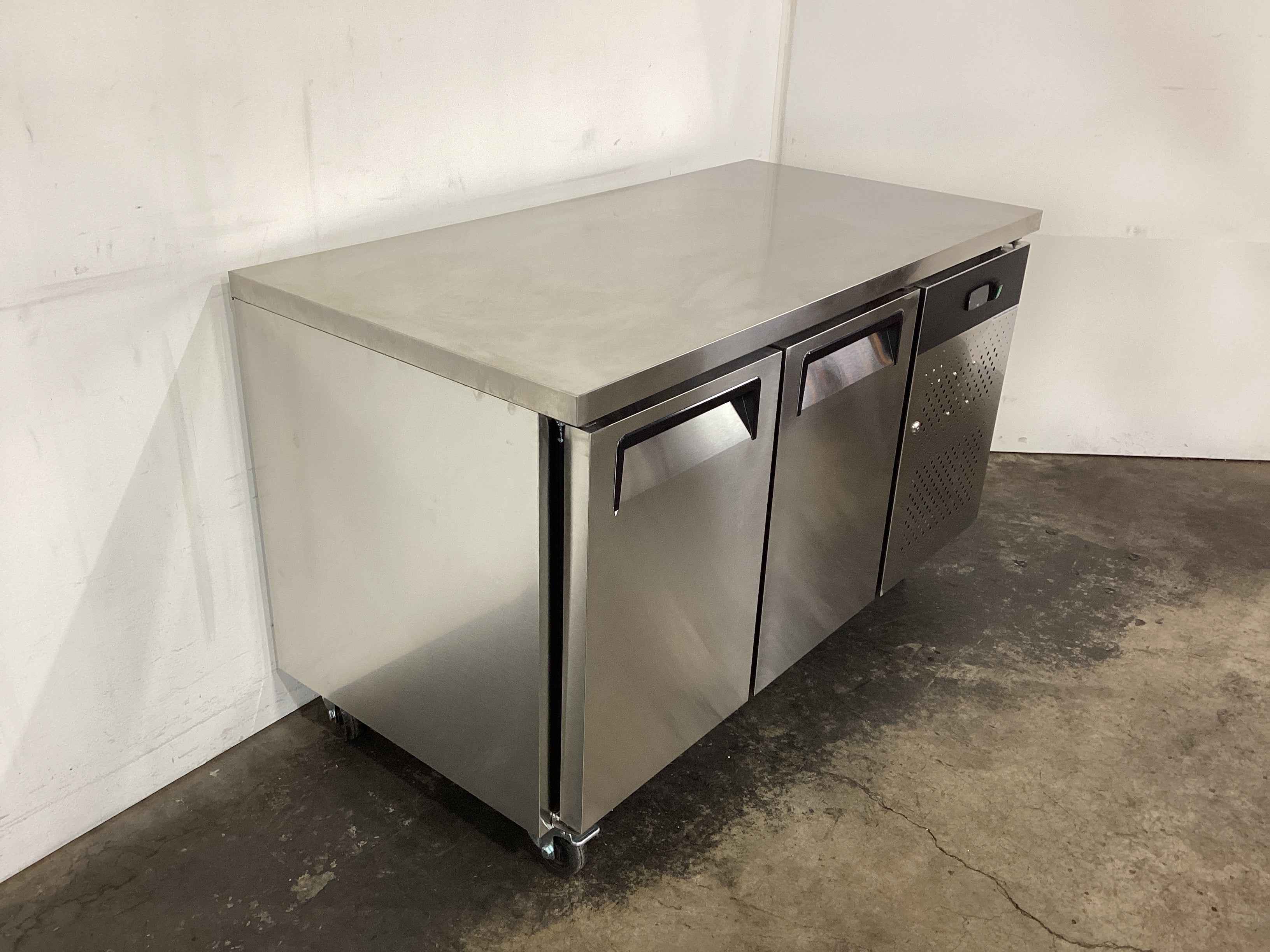 AG Equipment GNX2100TN Undercounter Fridge - 883690