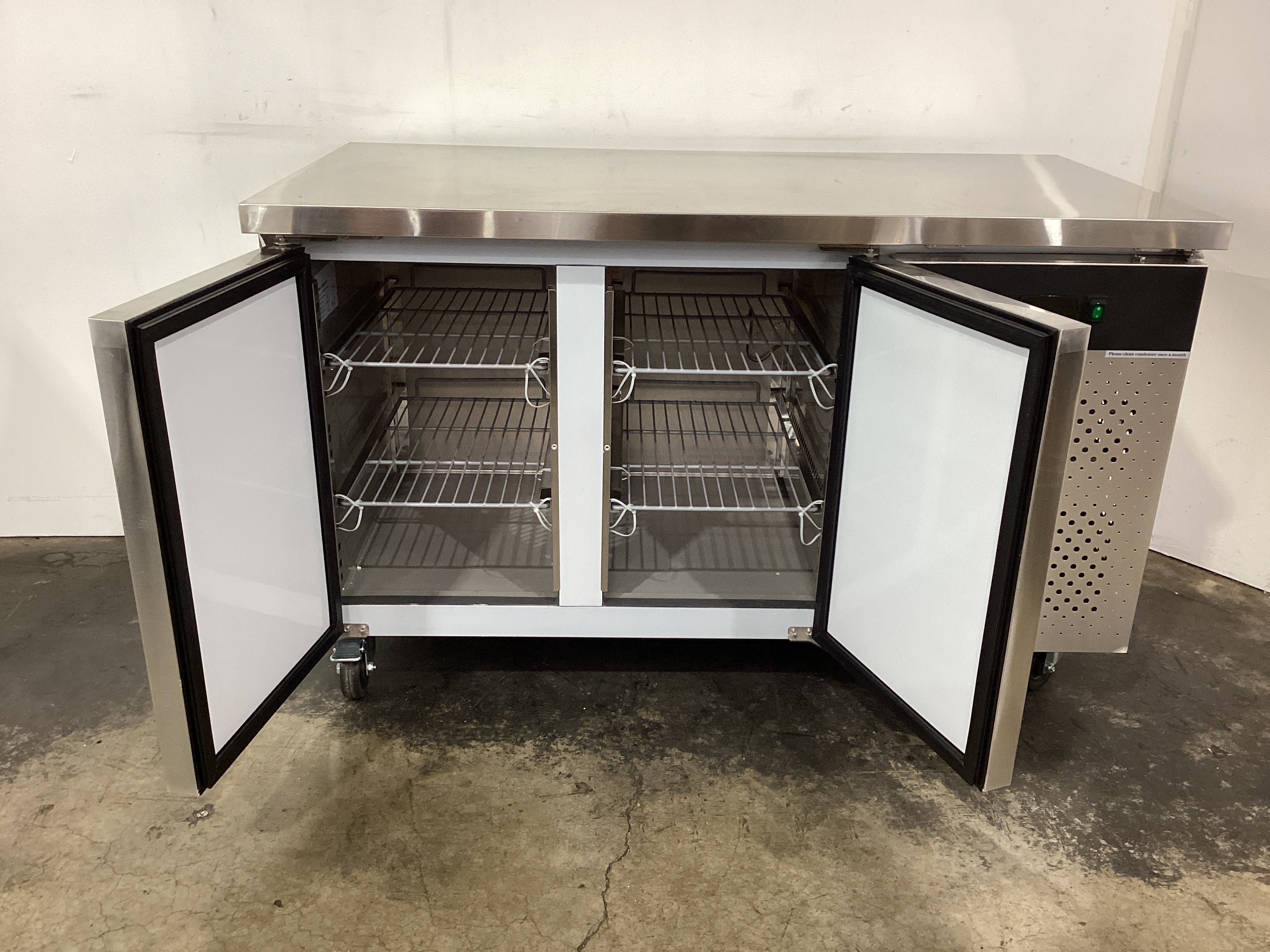 AG Equipment GNX2100TN Undercounter Fridge - 883690