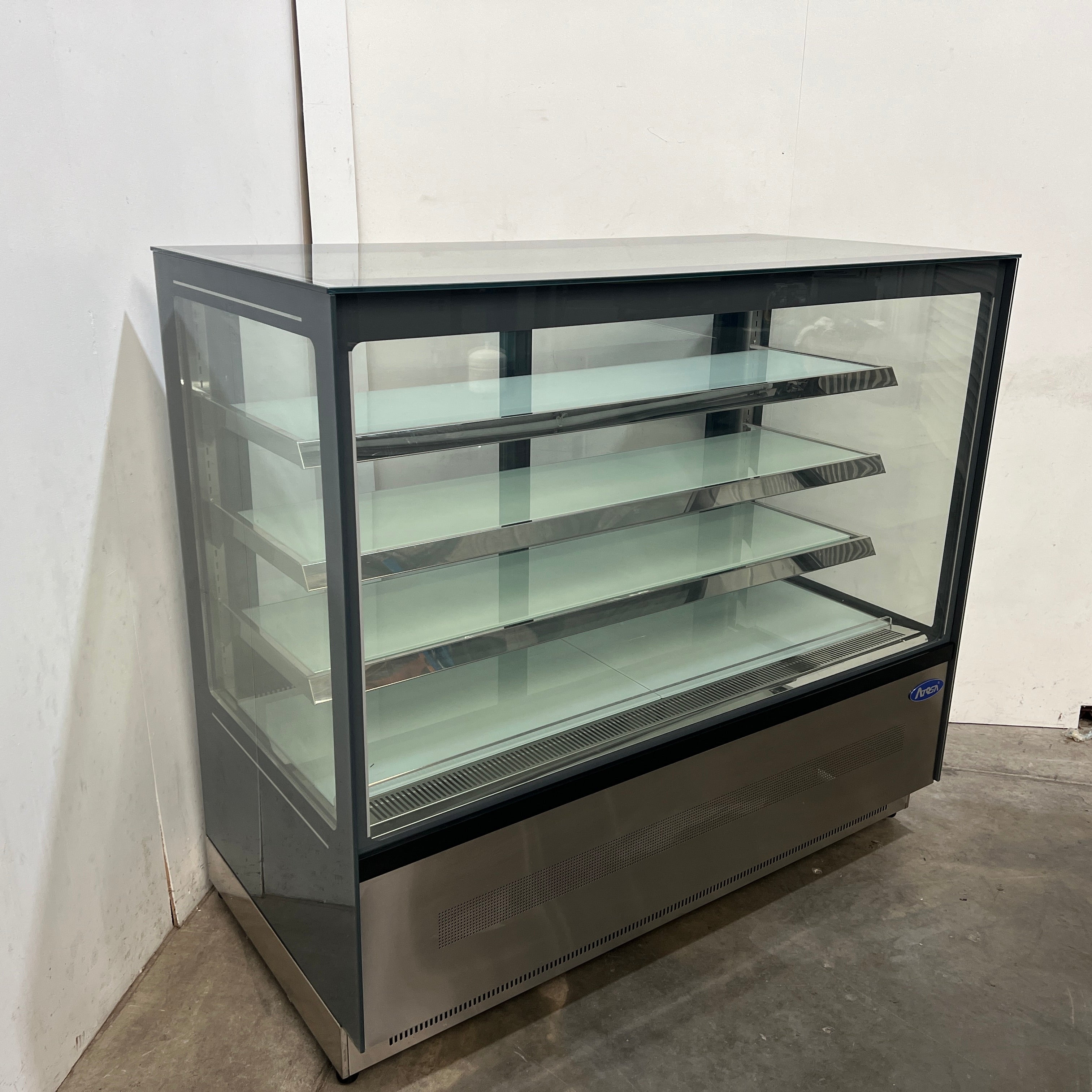 Atosa WDF157Z Cake Display - 885096