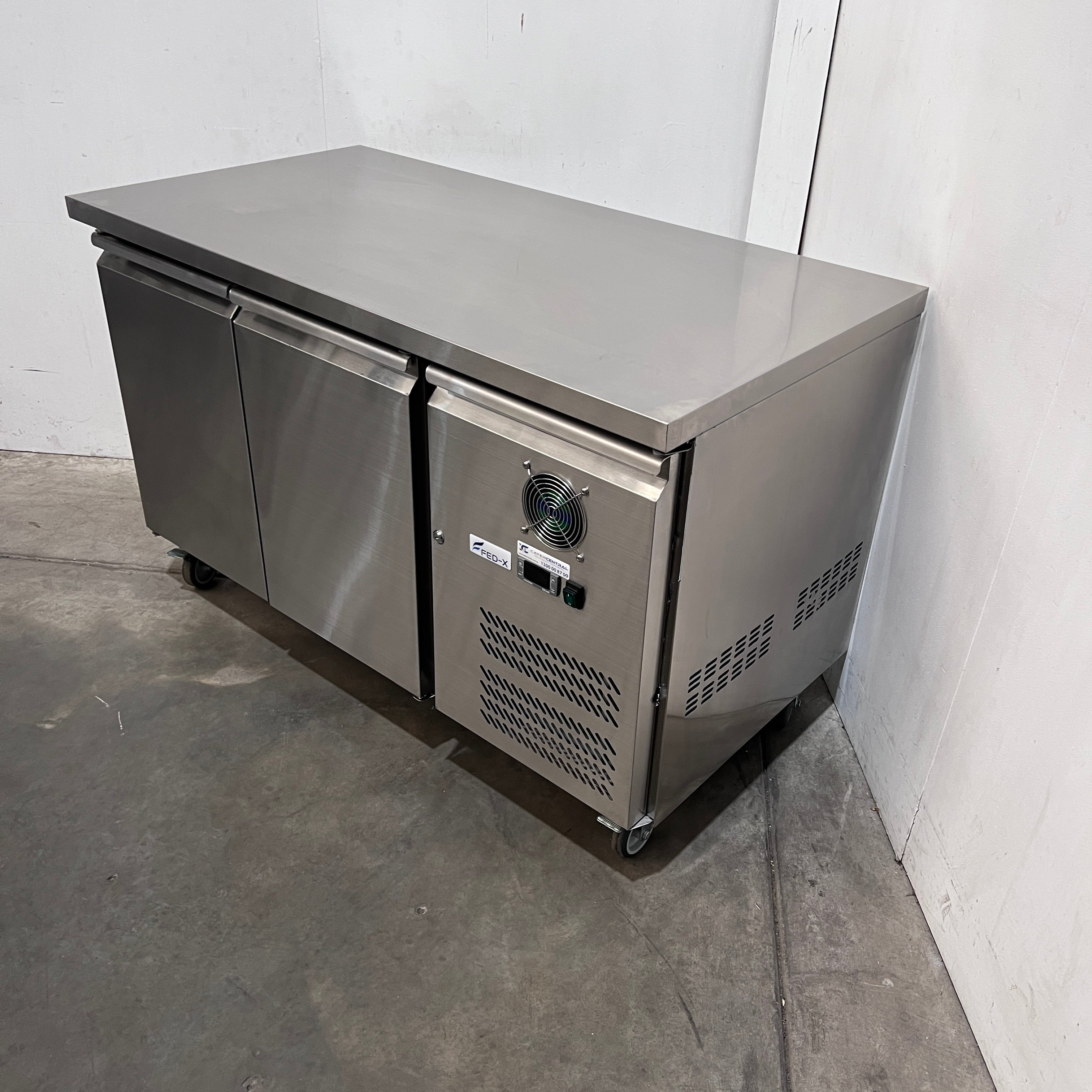 FED-X XUB7C13S2V Undercounter Fridge - 885339