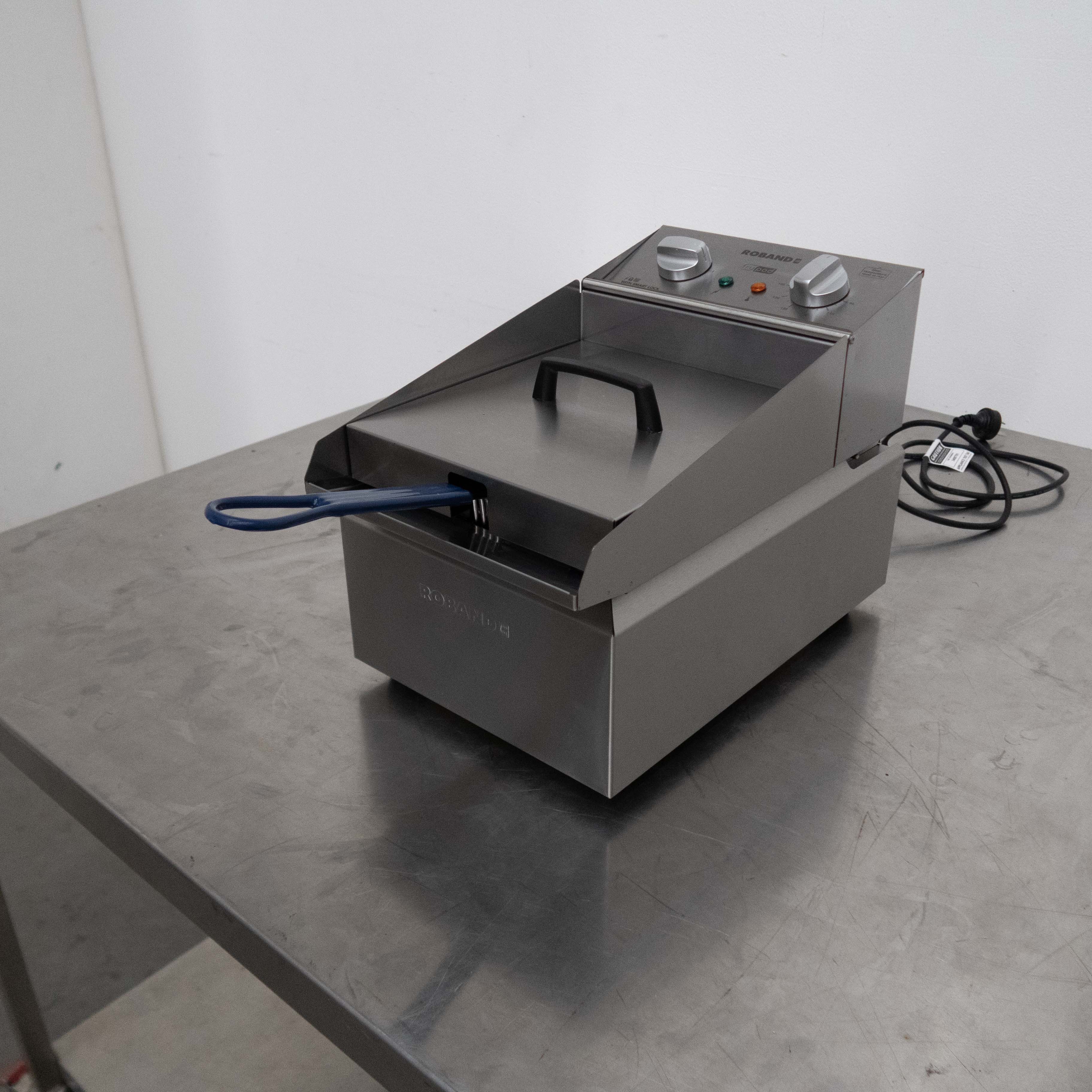 Roband FR15 Countertop Fryer - 885441