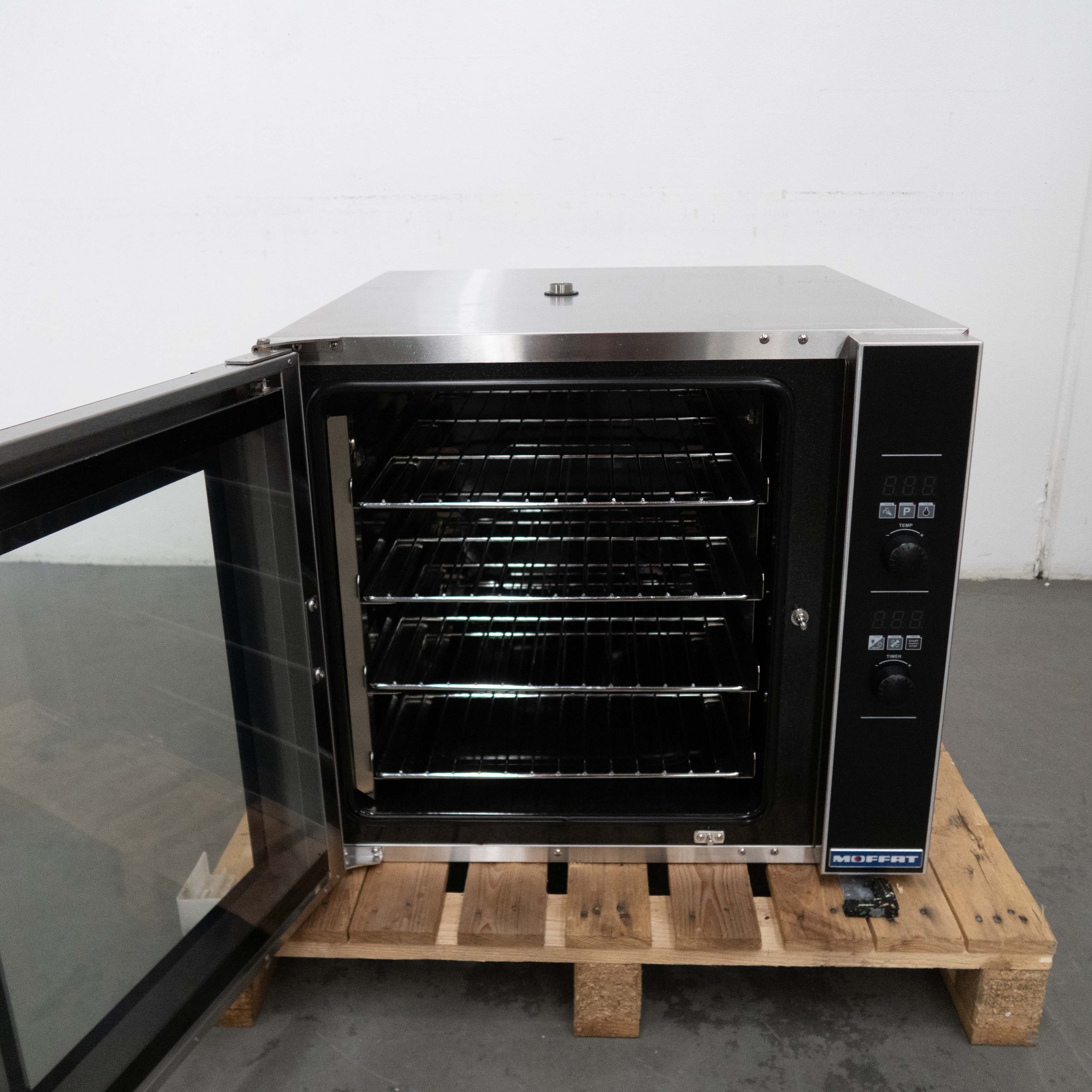 Turbofan E32D4 Convection Oven - 885452