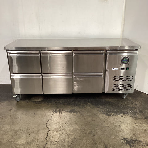 FED-X XUB7C18S3D Undercounter Fridge - 885859