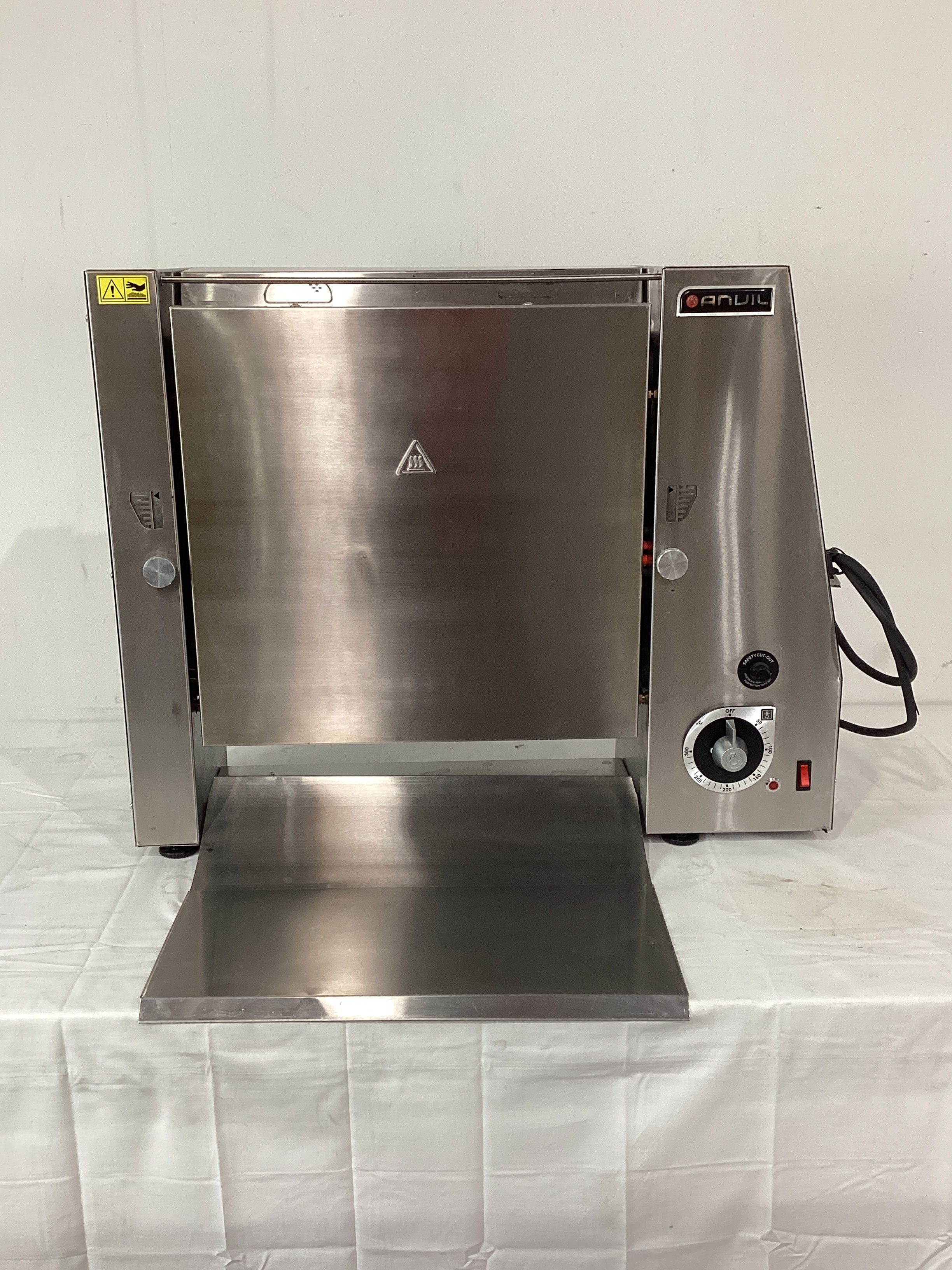 Anvil VTA 0101-ICE Vertical Bun Toaster - 885873