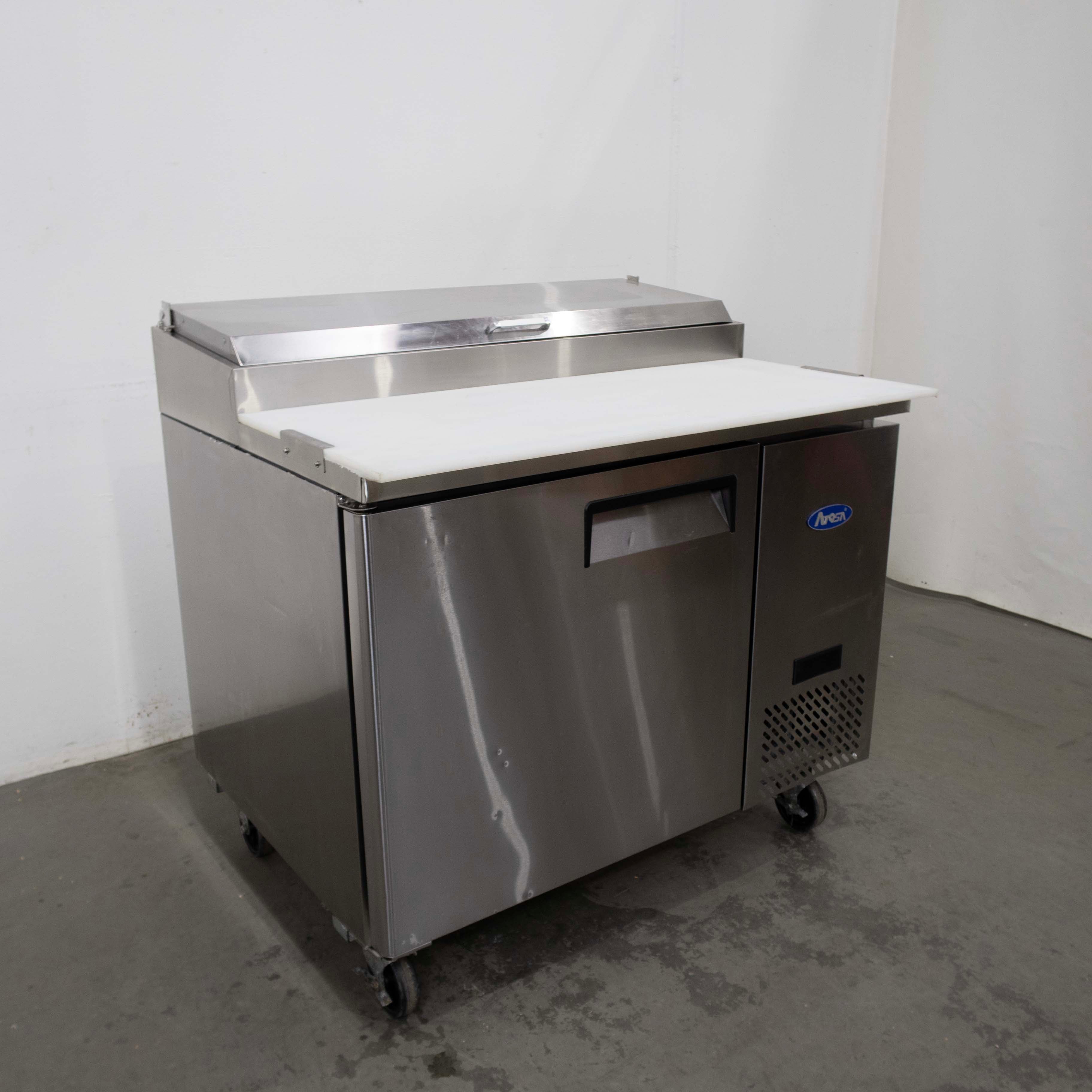 Atosa MPF8201 Sandwich Prep Fridge - 886278