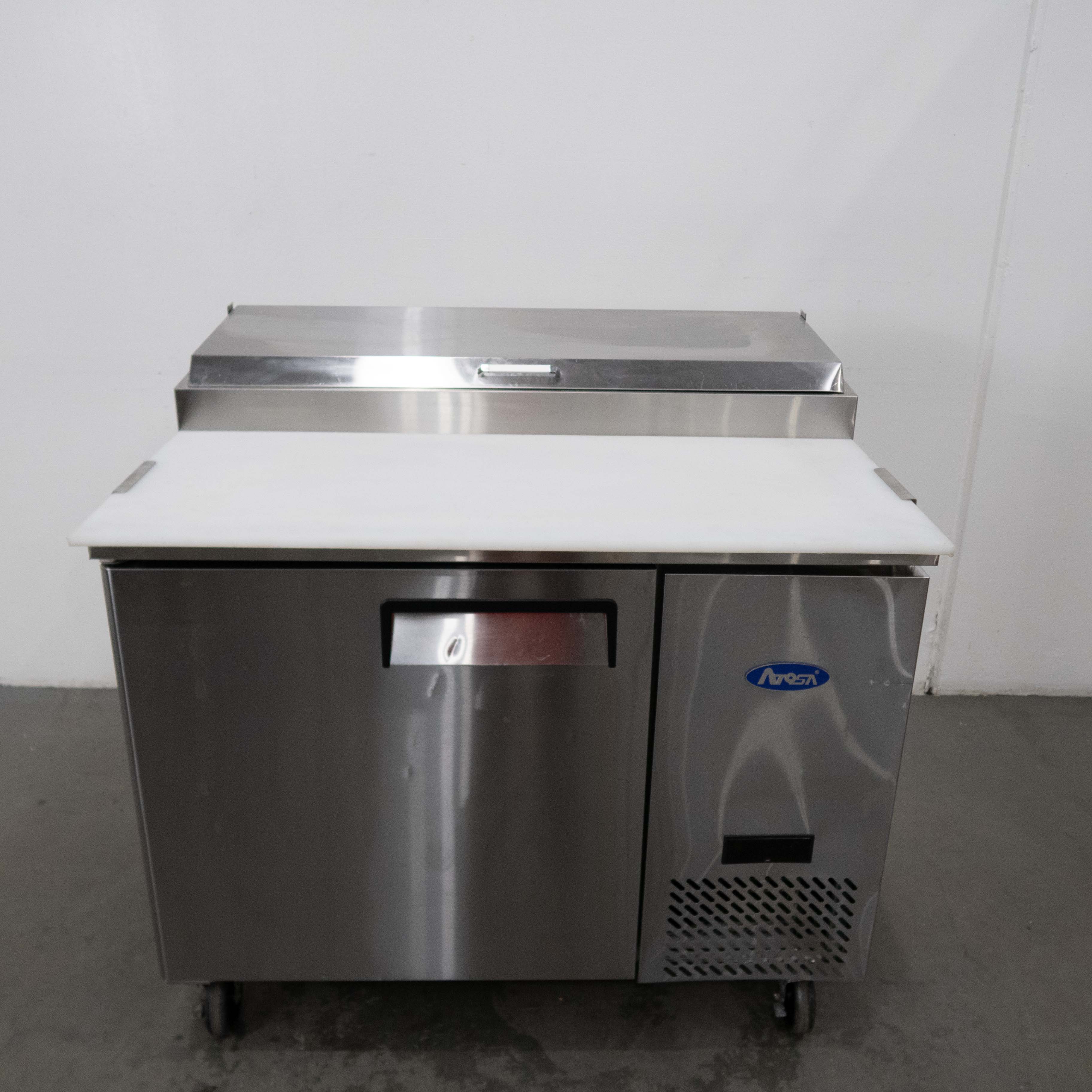 Atosa MPF8201 Sandwich Prep Fridge - 886278