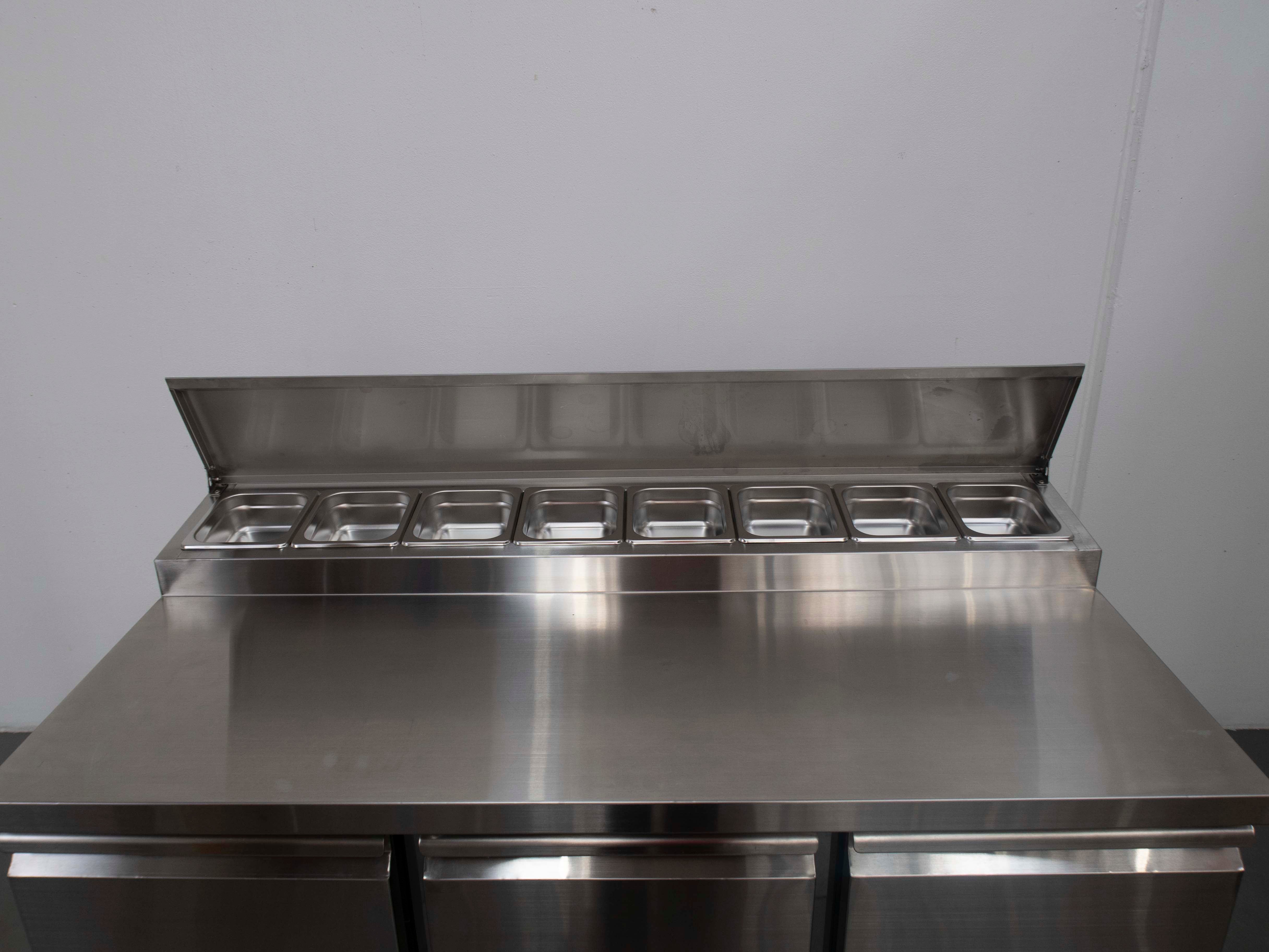 FED-X XGNS1300D Sandwich Prep Fridge - 887631