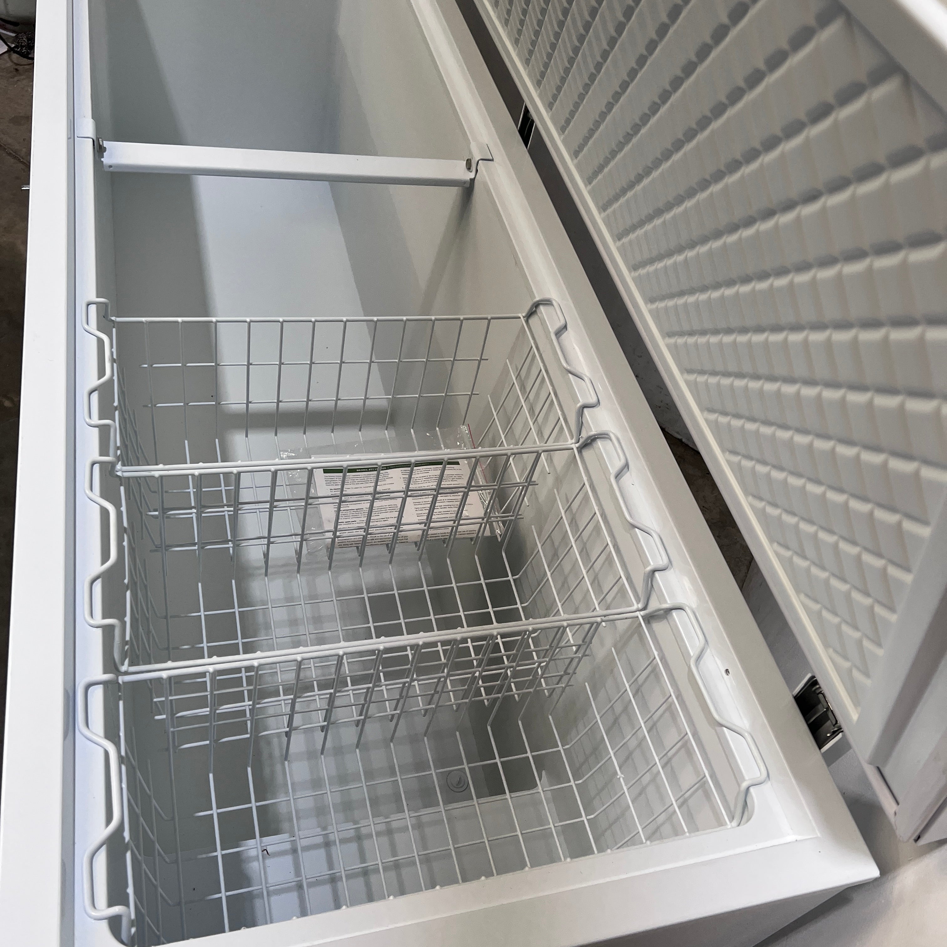 Bromic 3735306-NR - CF0700FTSS-NR Chest Freezer - 888382