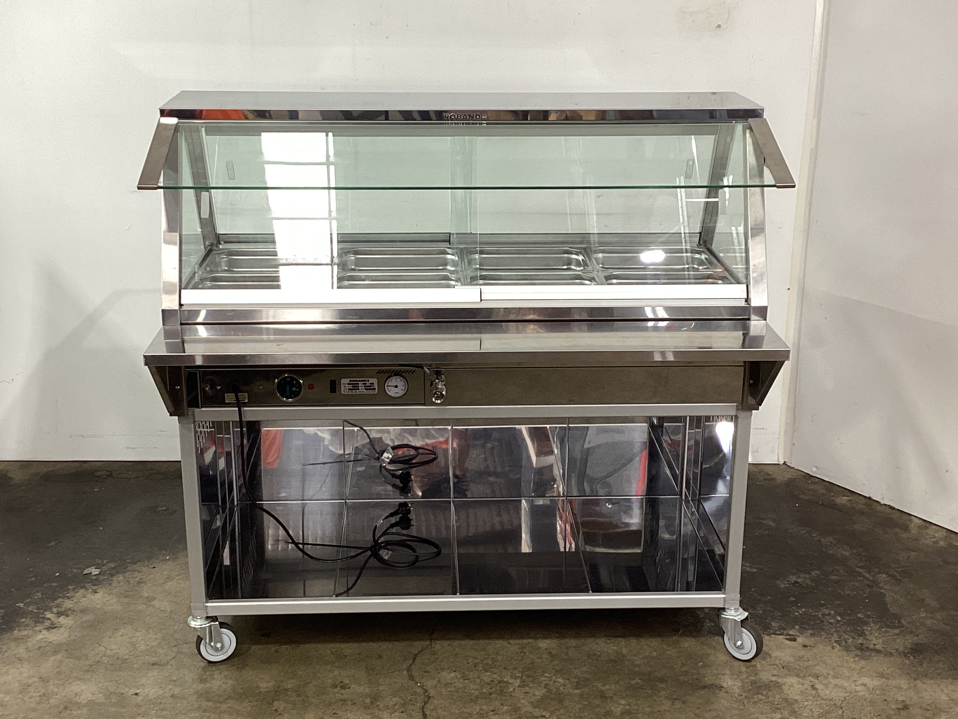 Roband E24 Heated Display with Stand + Sneeze Guards - 890246