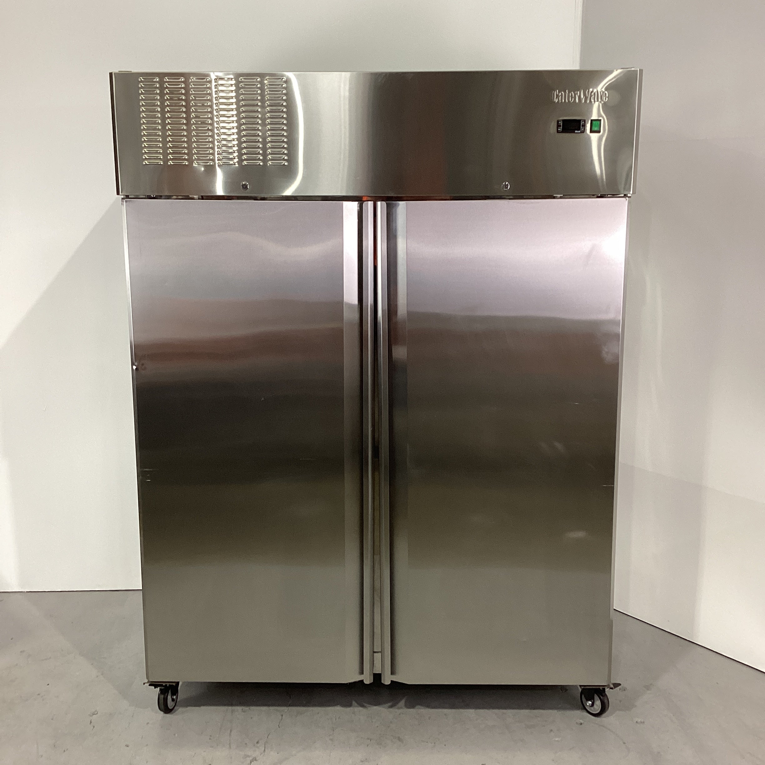 Caterware GN1420TN Upright Fridge - 890492