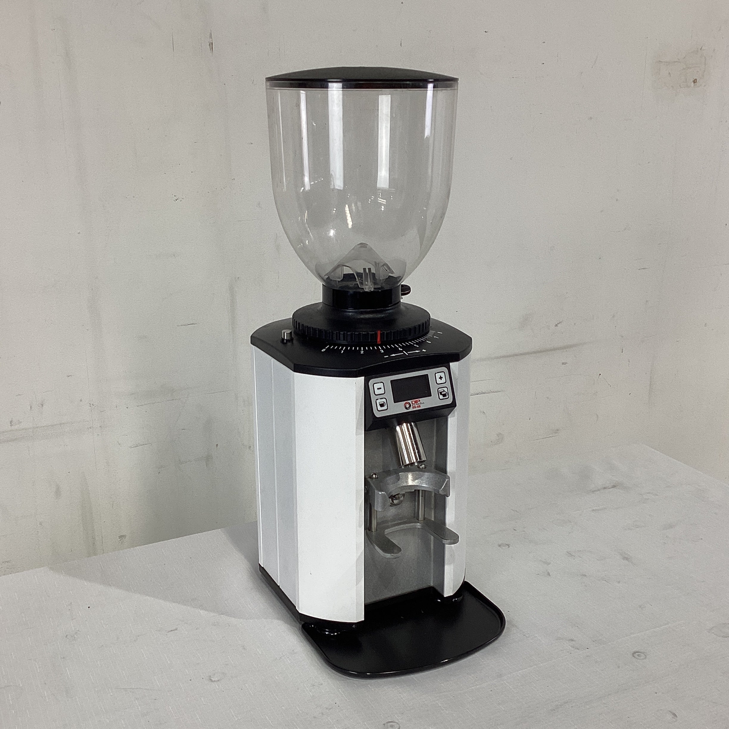 DIP DS-68 Coffee Grinder - 890966