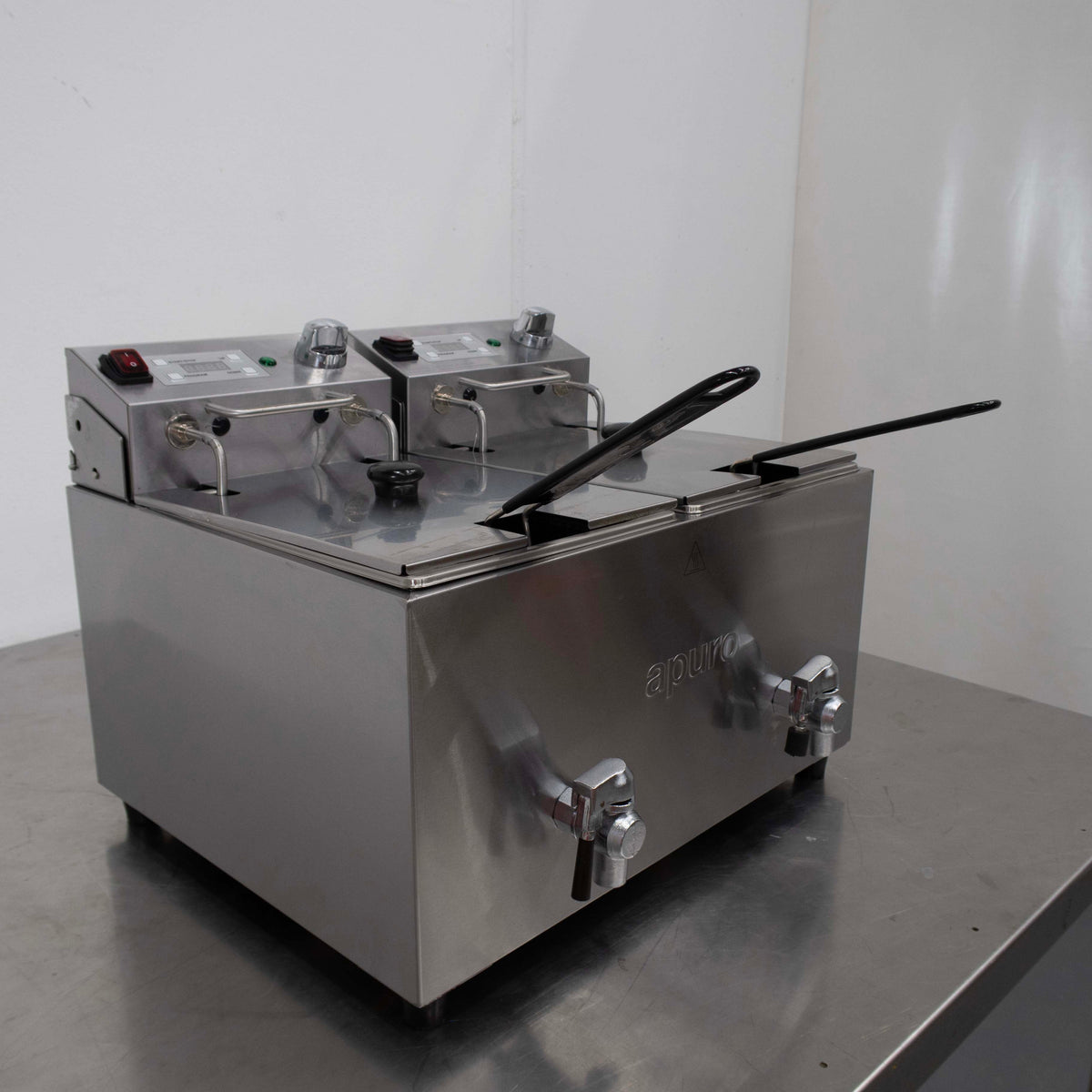 Apuro FC375-A Fryer - 891056