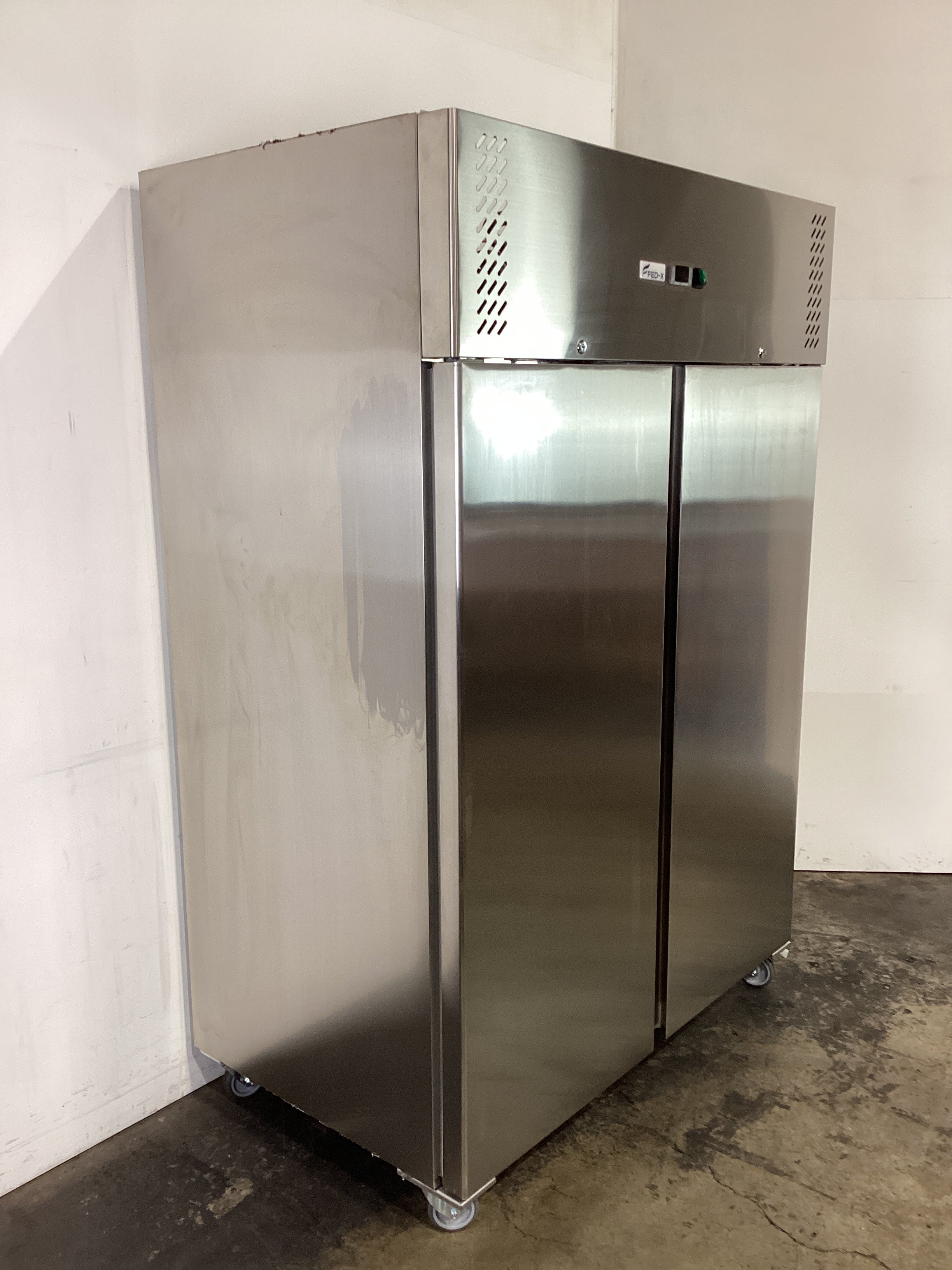 FED-X XURF1200SFV Upright Freezer - 891130