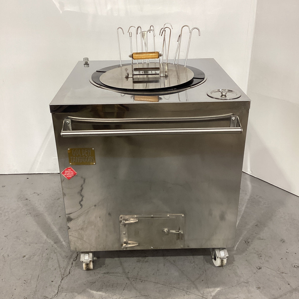 Golden Tandoors GT-810 Tandoori Oven - 891397