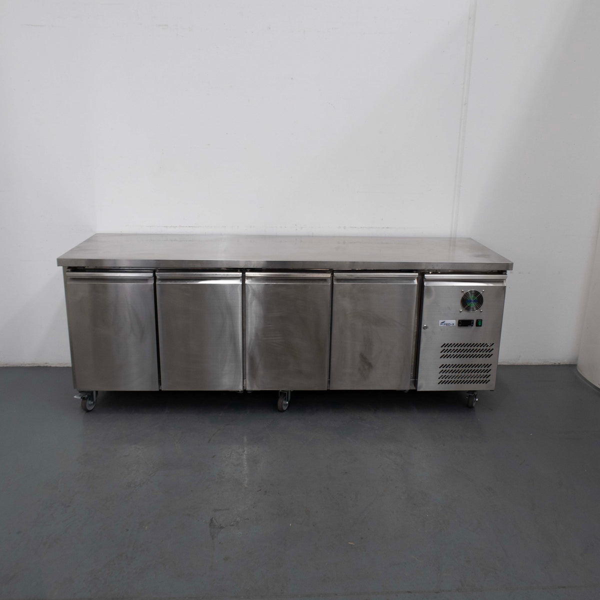 Fed-X XUB7C22S4V Undercounter Fridge - 898176