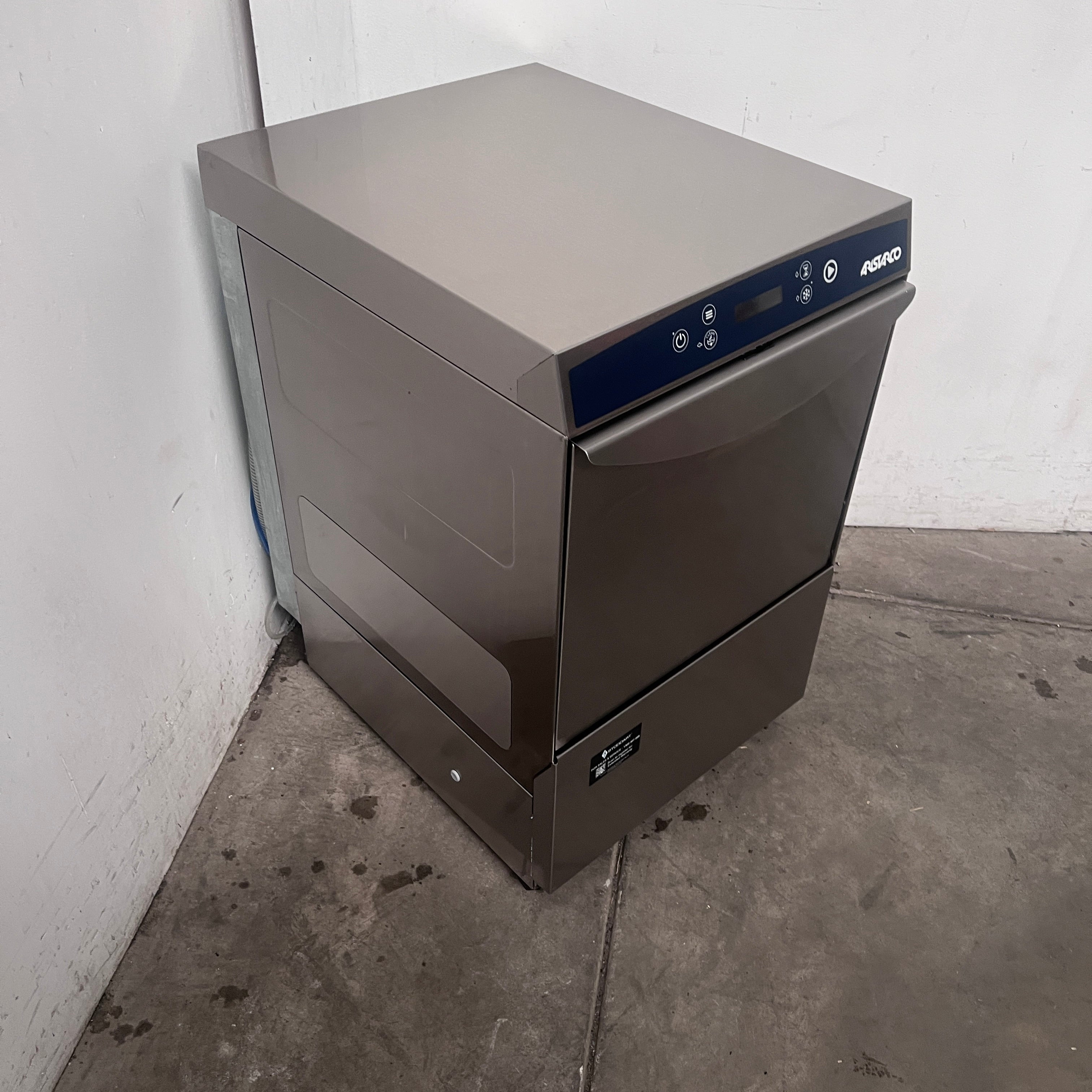 Aristarco AF 40.30E LS DP V230 TF AUS M4-INS + 2WHEEL NRVW HF Undercounter Glasswasher - 899160