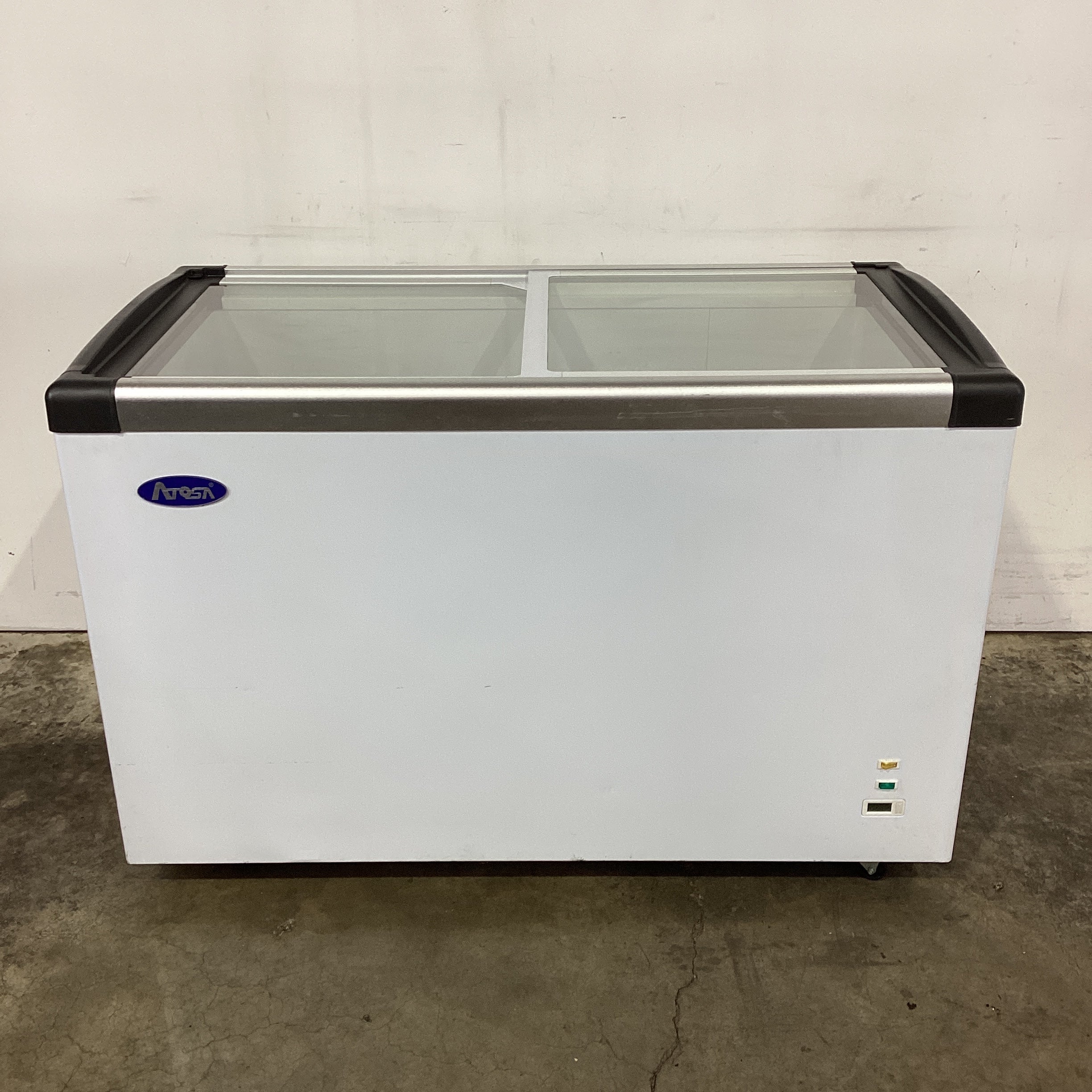 Atosa SD-420P Chest Freezer - 899243
