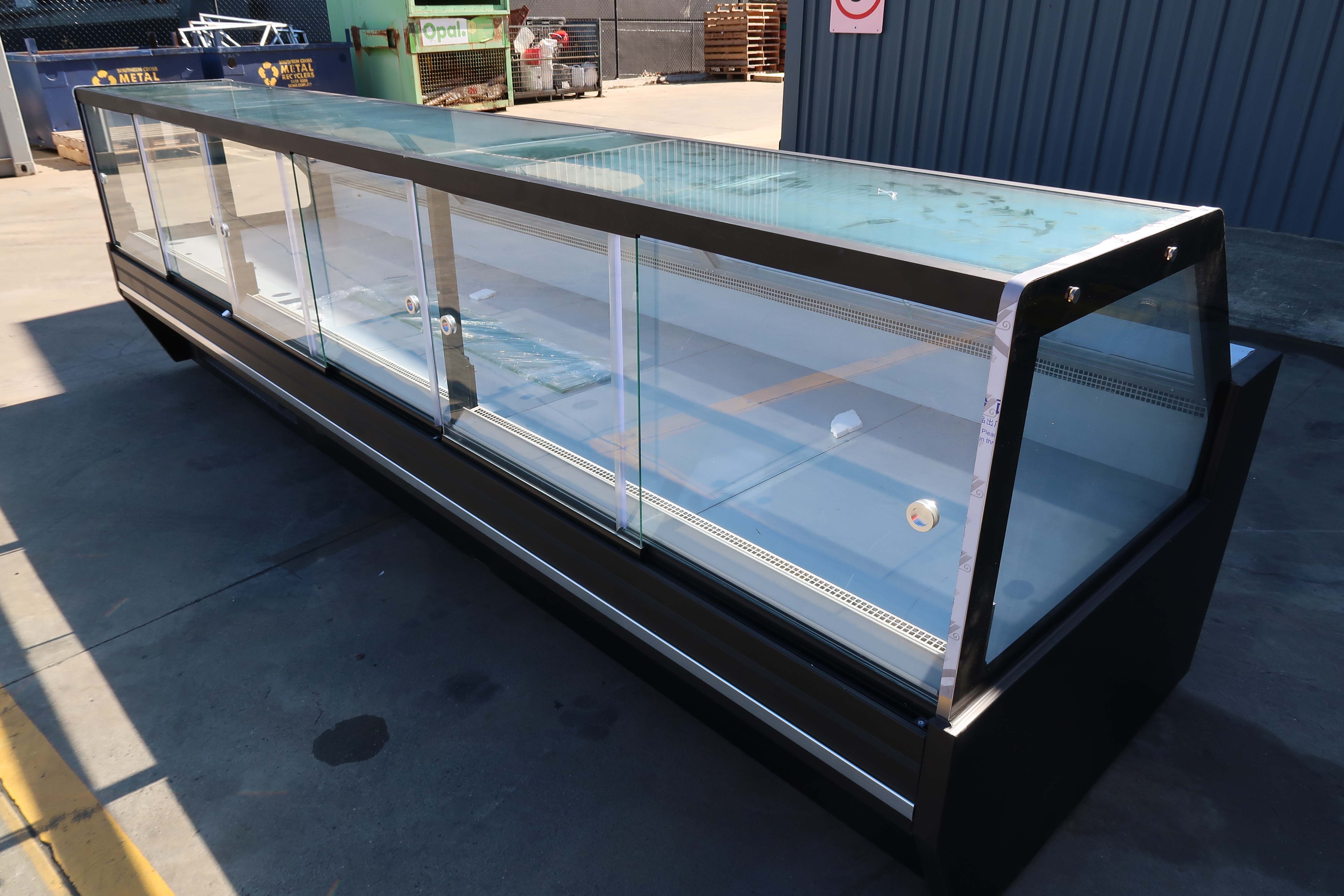 Austune ADSZB-3750 Deli Display - 900994