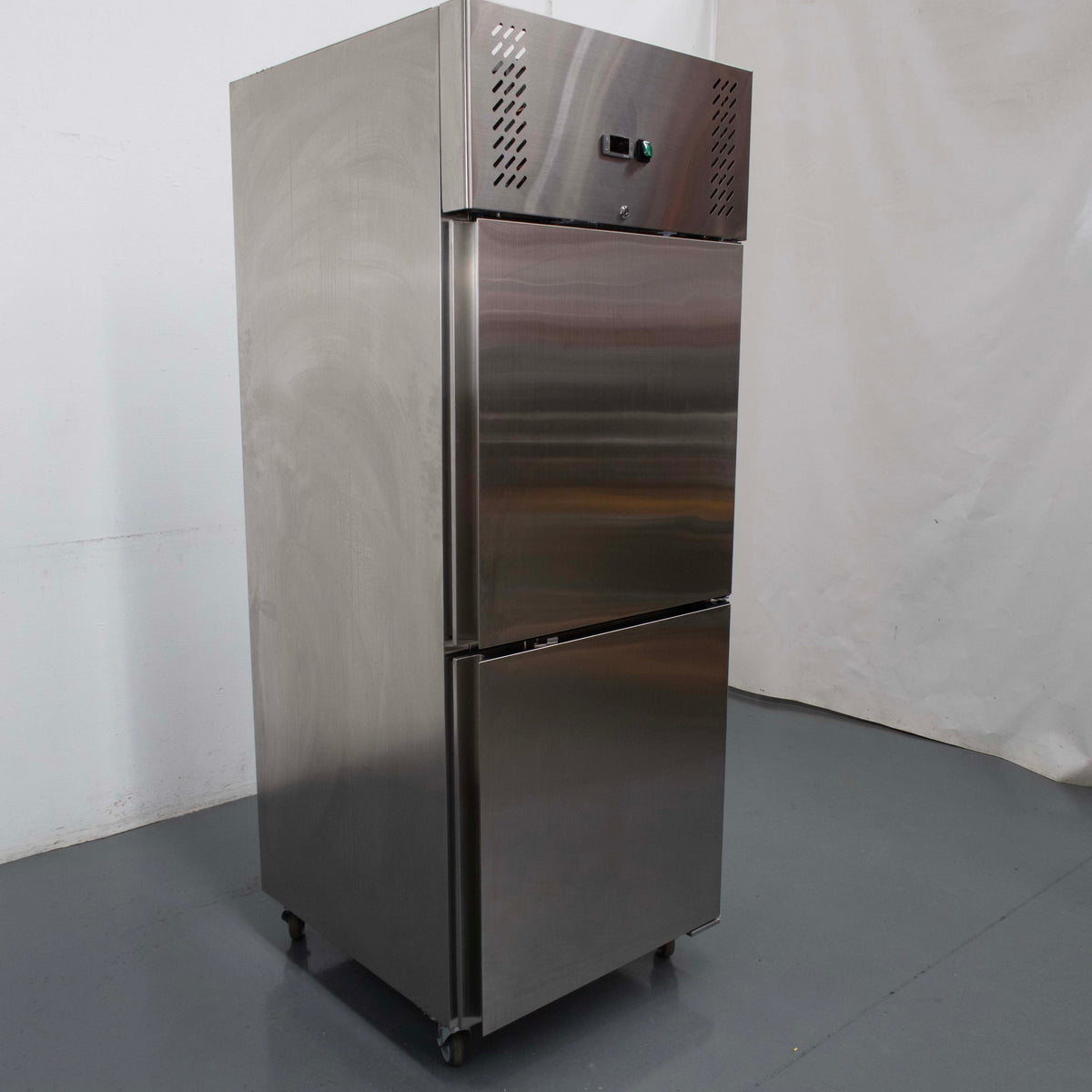 Federal XURC650S1V Upright Fridge - 903104