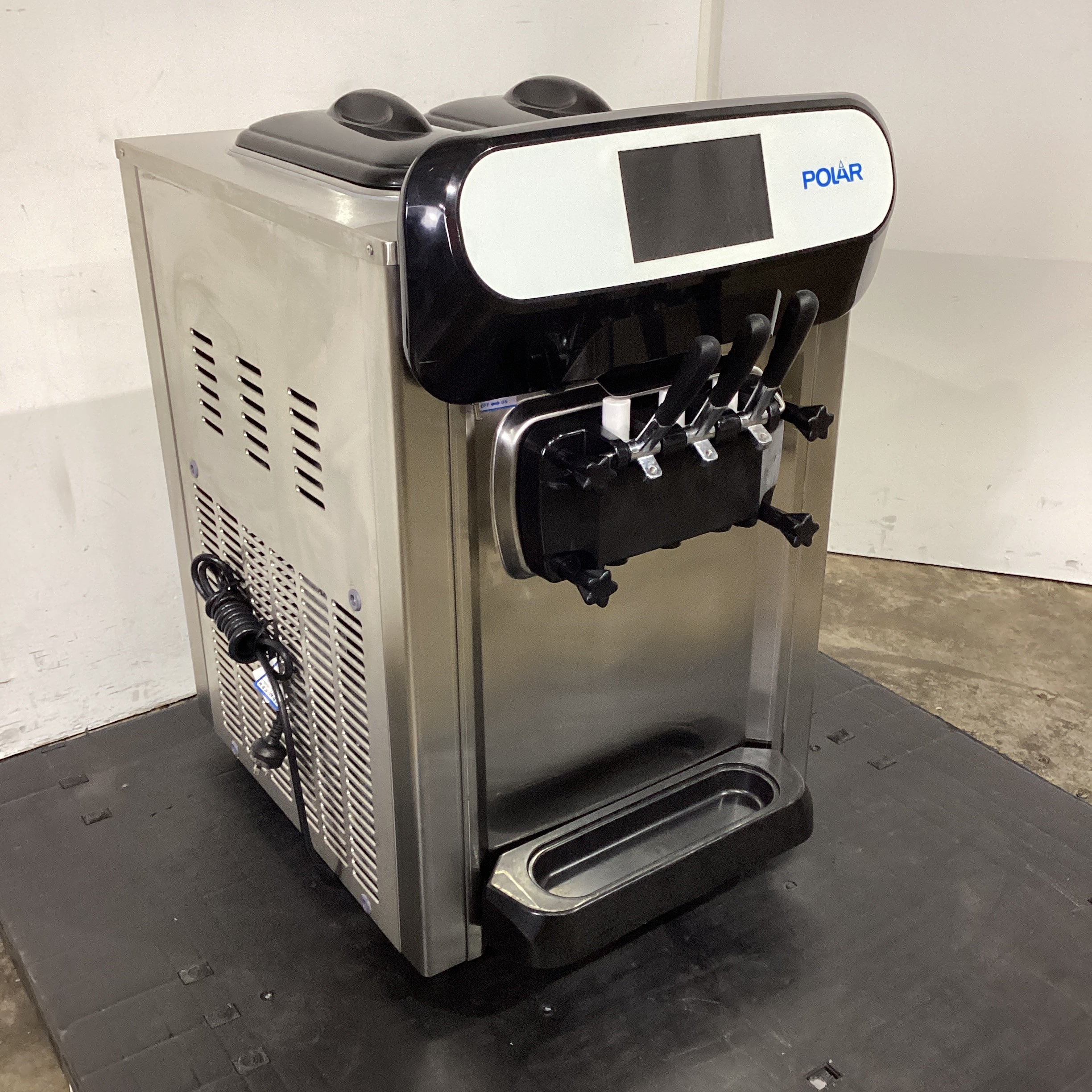 Polar UA034-A Ice Cream Machine - 906060