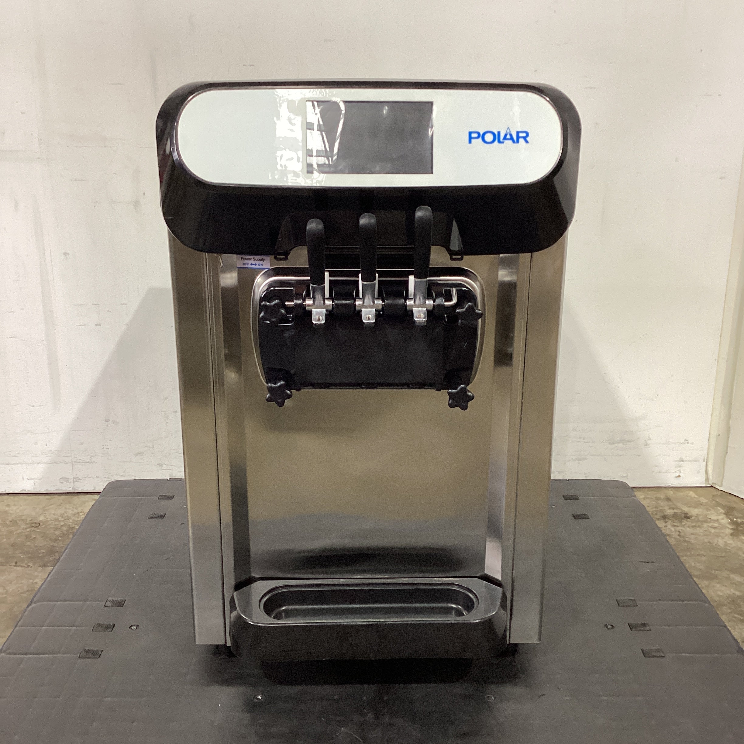 Polar UA034-A Ice Cream Machine - 906060