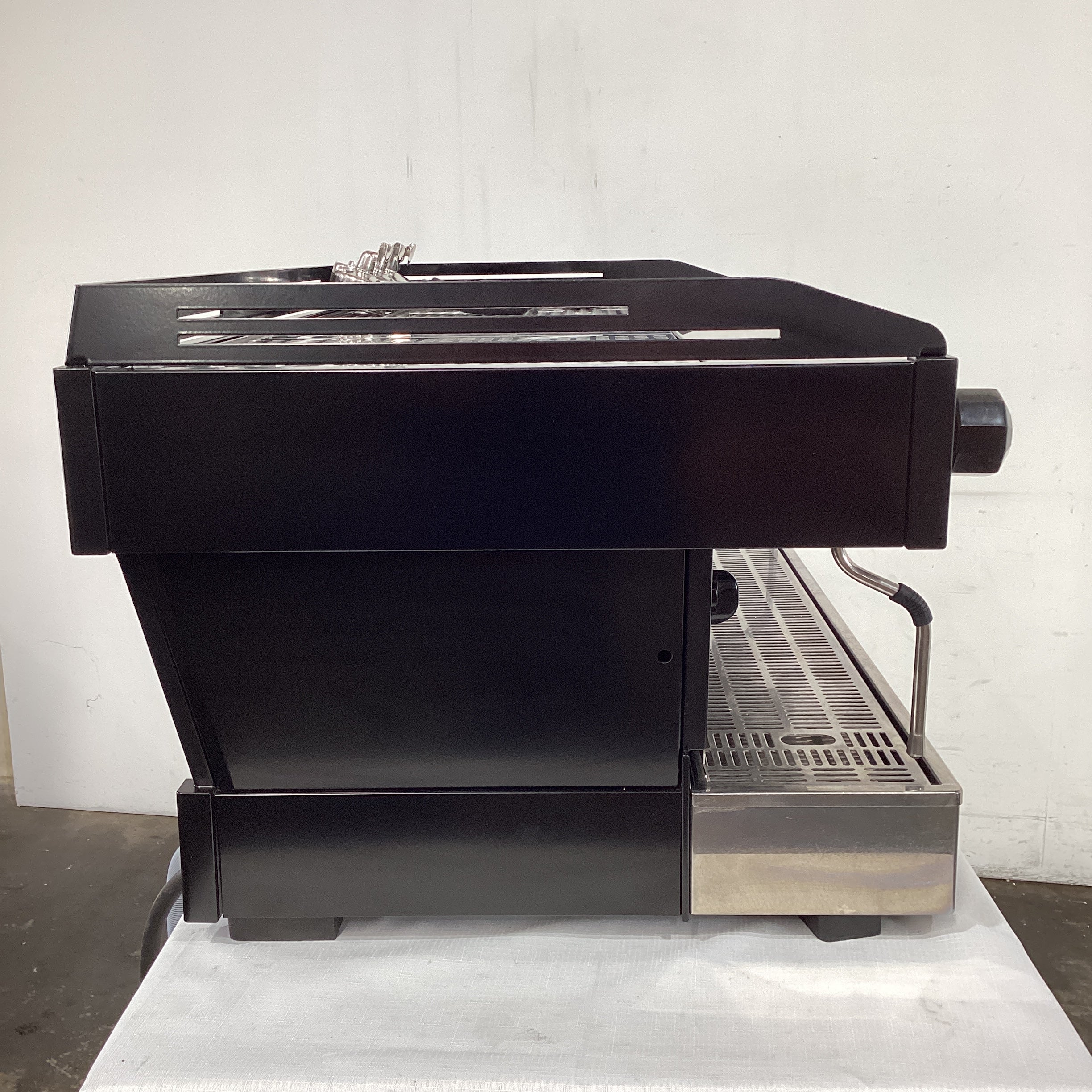 La Marzocco Linea PB 3AV 3 Group Coffee Machine - 906605