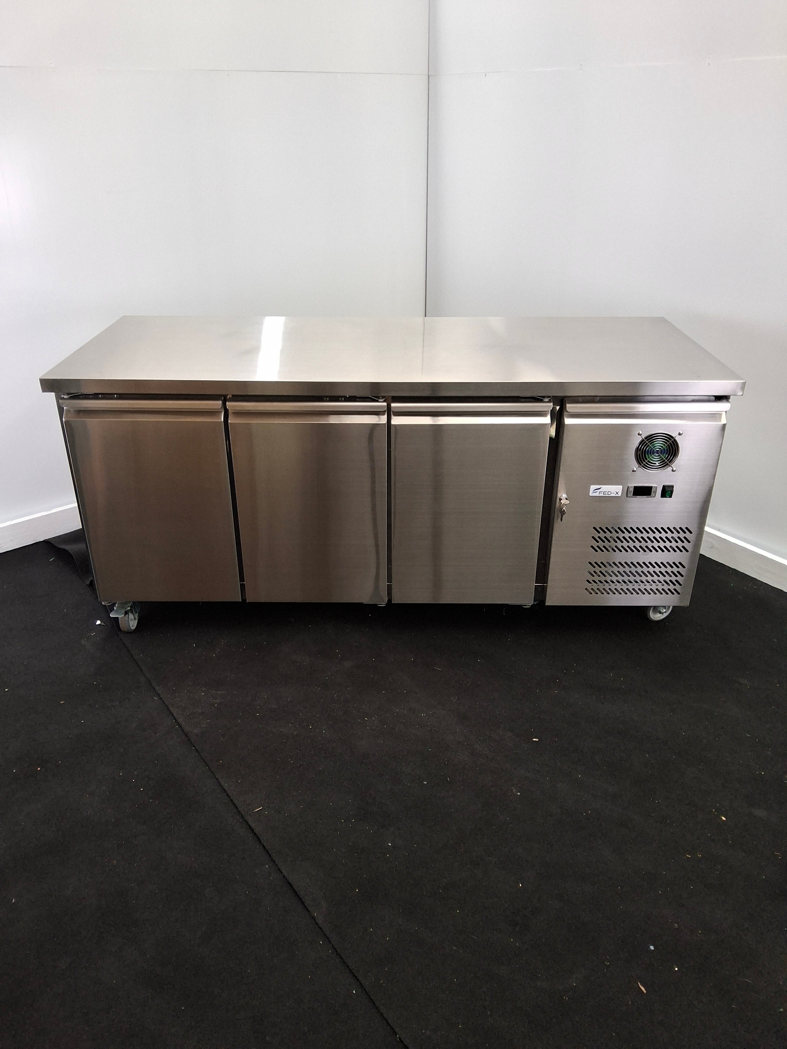 FED-X XUB7C18S3V Undercounter Fridge - 907290