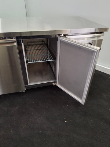 FED-X XUB7C18S3V Undercounter Fridge - 907290