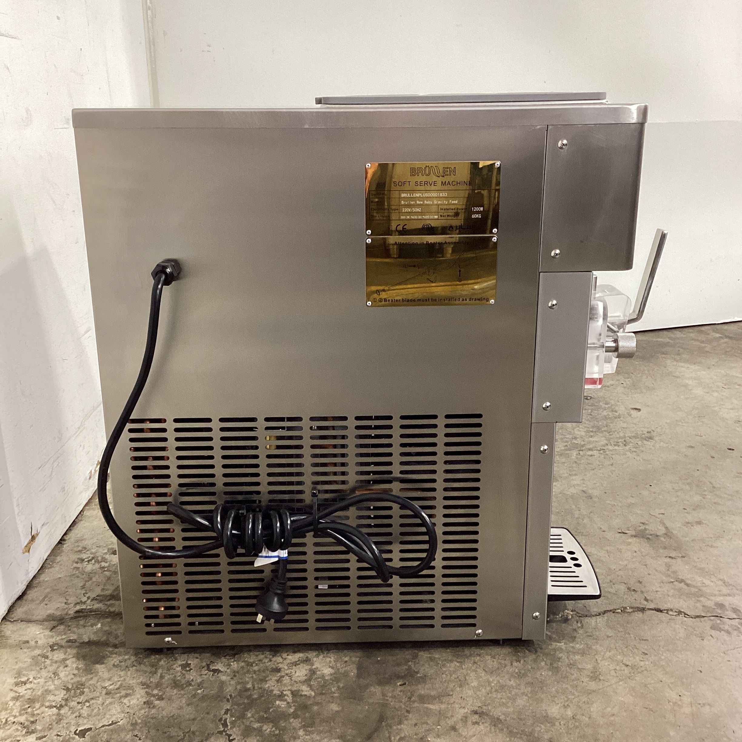 Brullen Baby Brullen Gravity Feed Ice Cream Machine - 920238