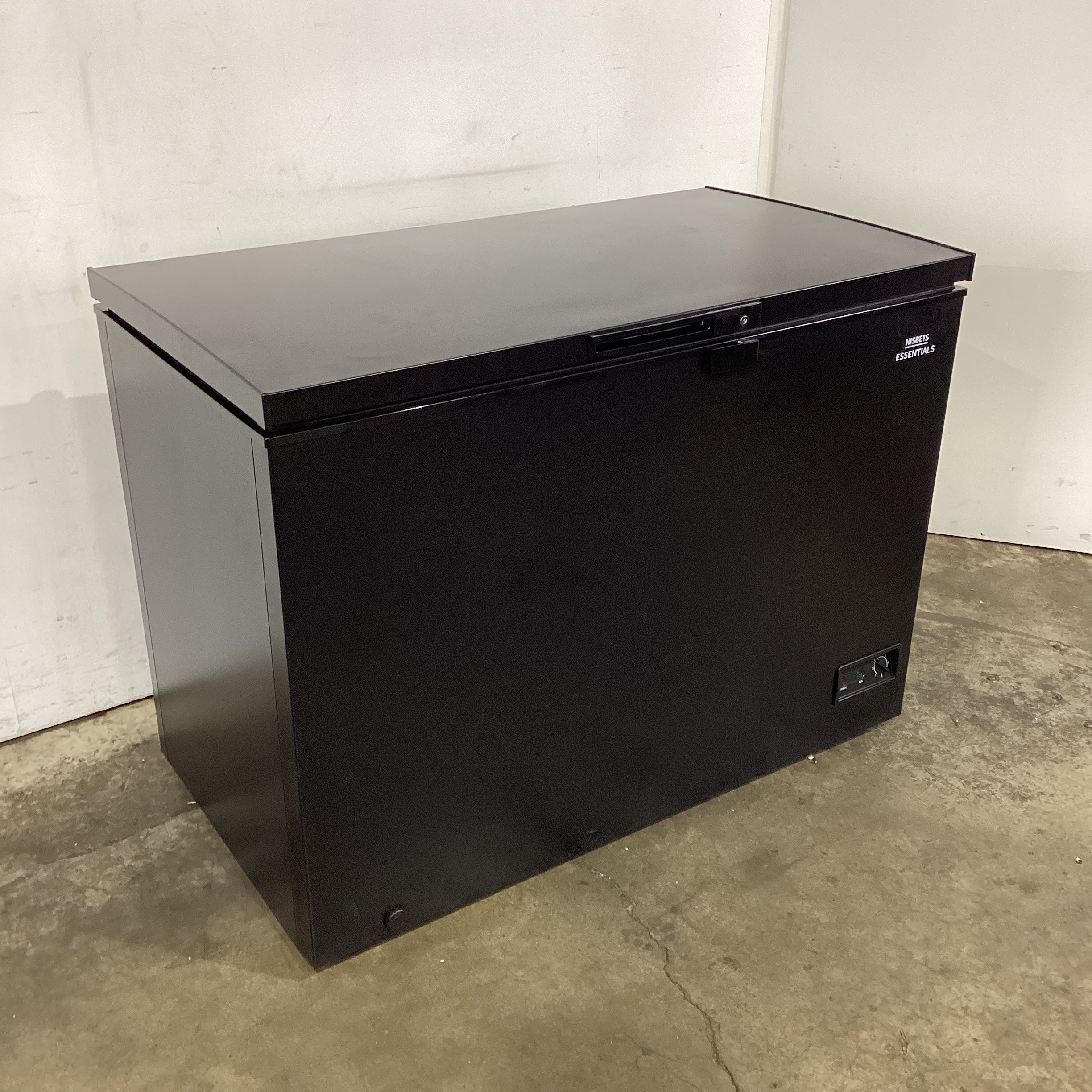 Nisbets DA536-A Chest Freezer - 920595