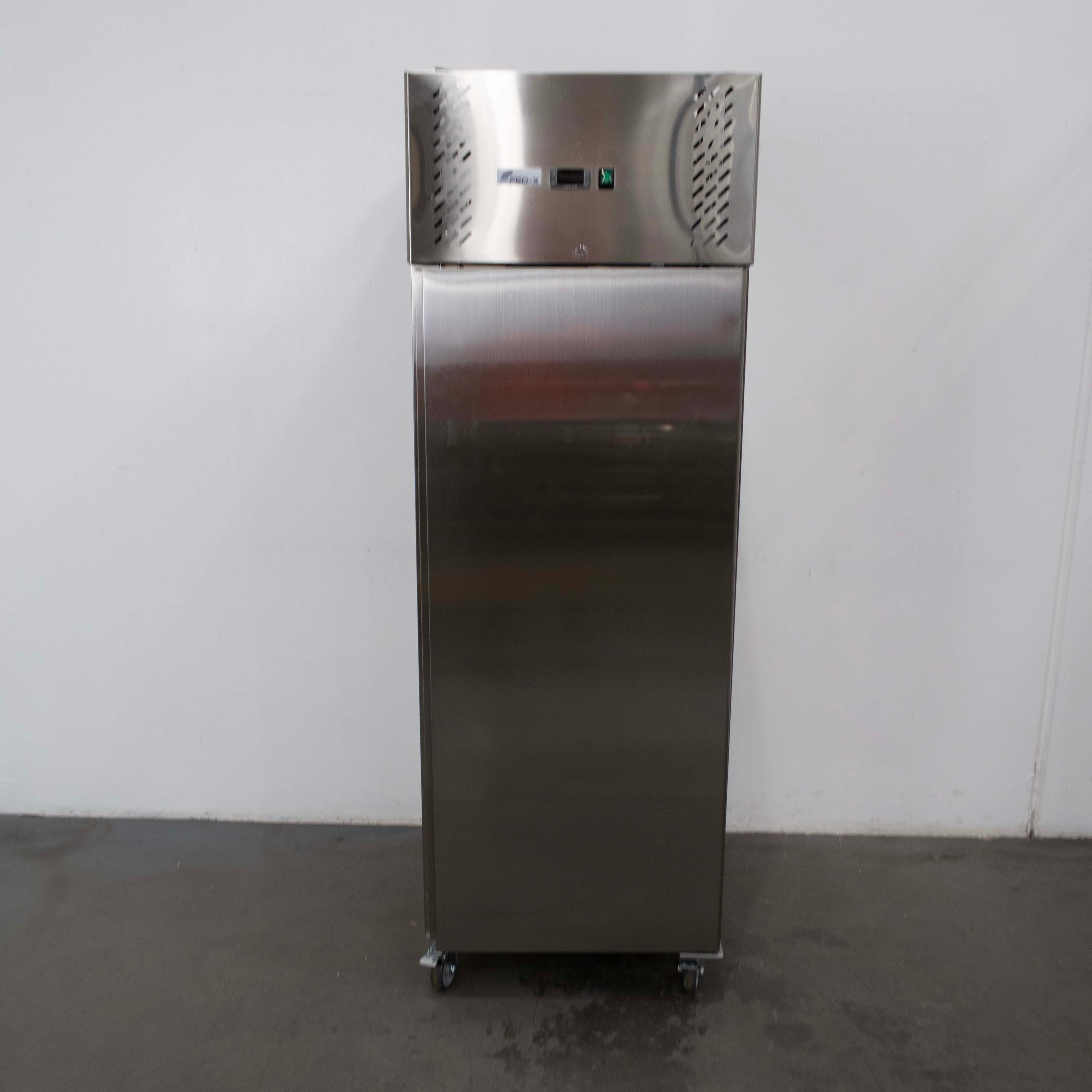 FED-X XURC600SFV Upright Fridge - 920940