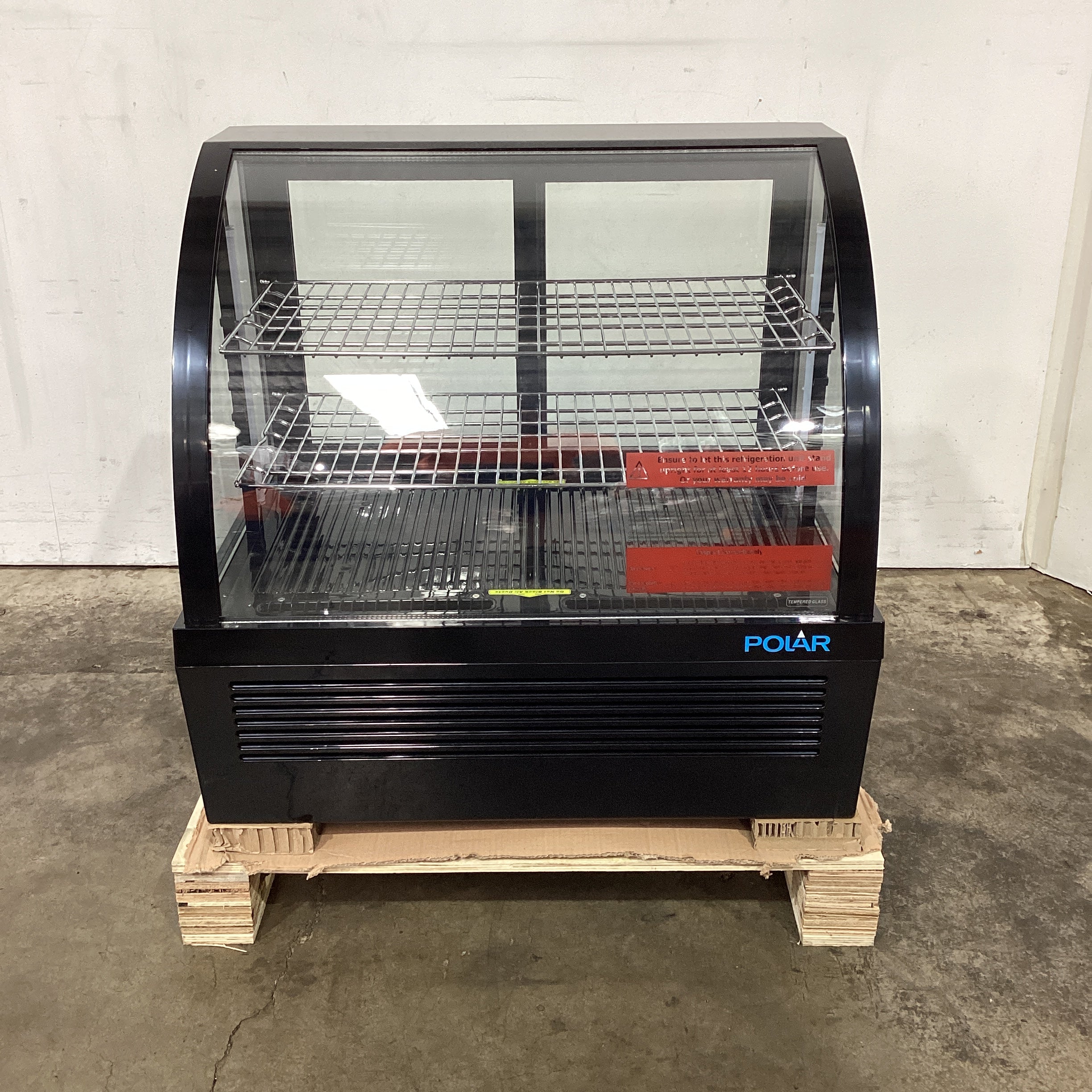 Polar CU636-A Cold Display Fridge - 921369