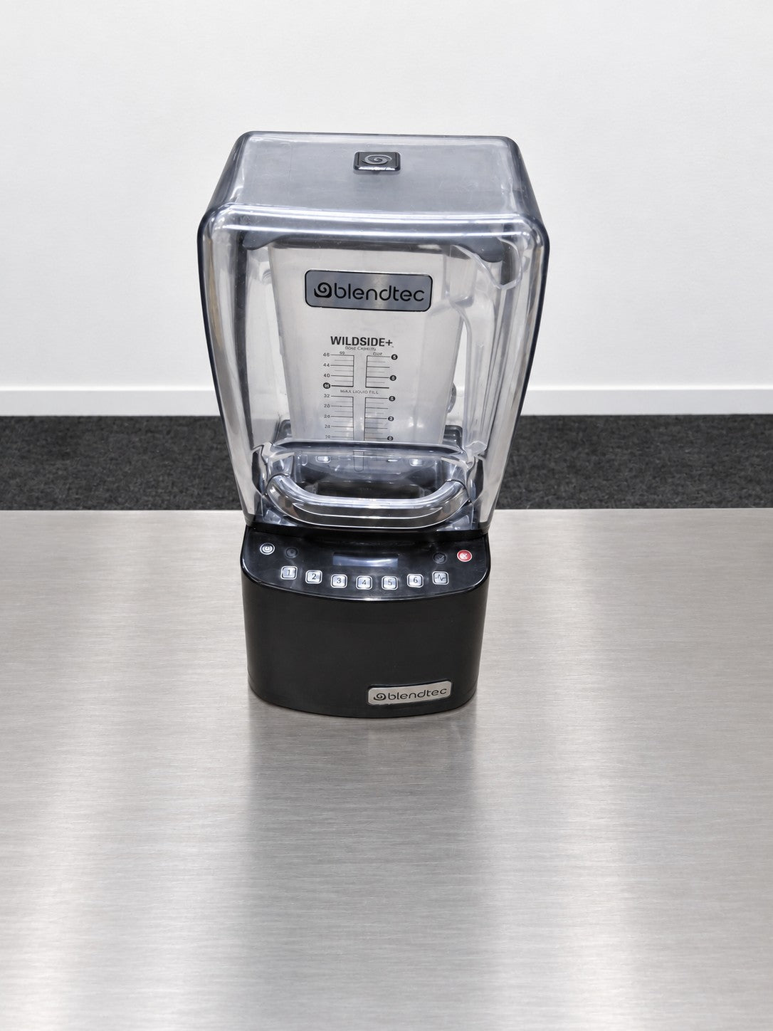 Blendtec CQB1 Blender w/3 x Jugs - 933396