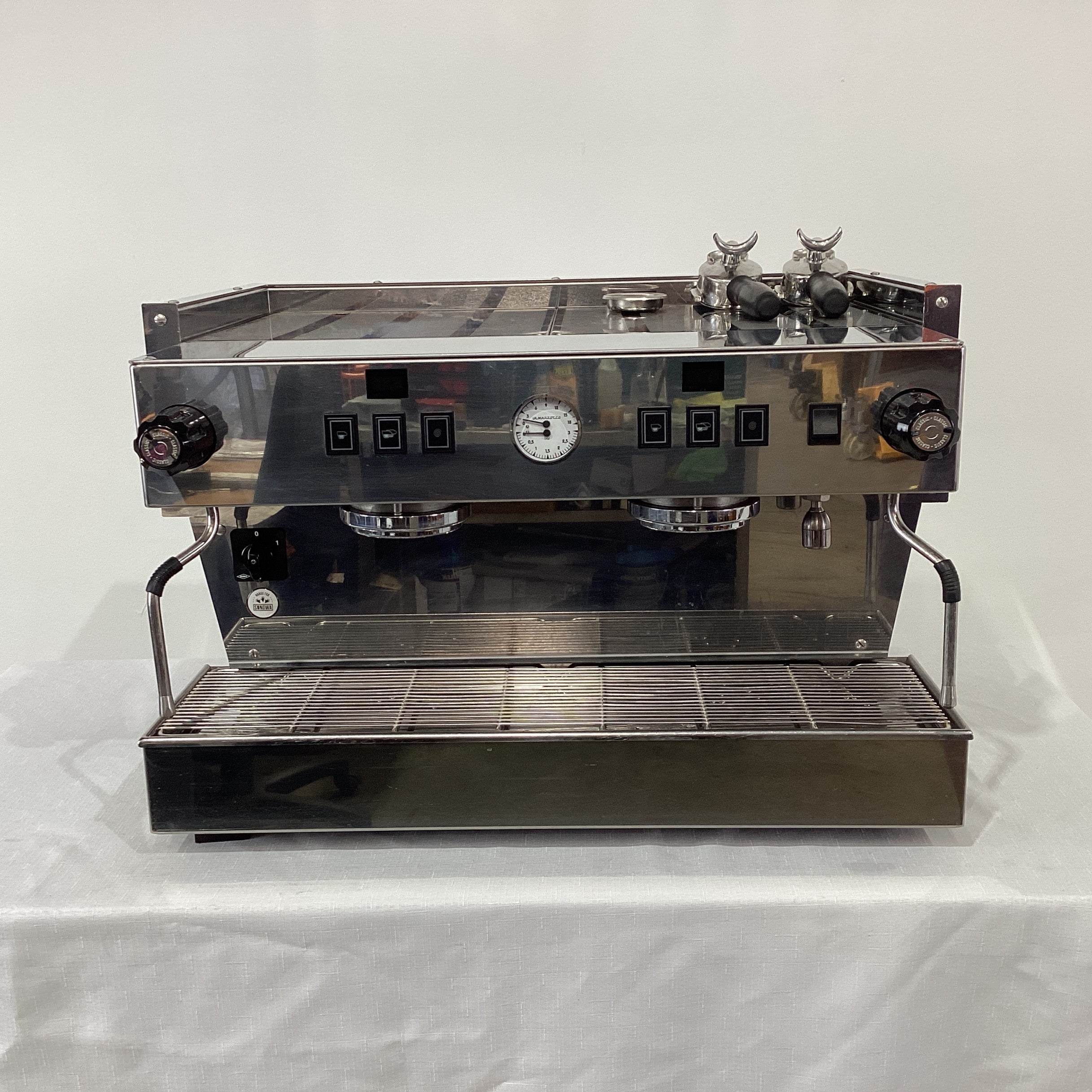 La Marzocco Linea LC-S 2AV AW Coffee Machine with Reverse Osmosis System - 935302