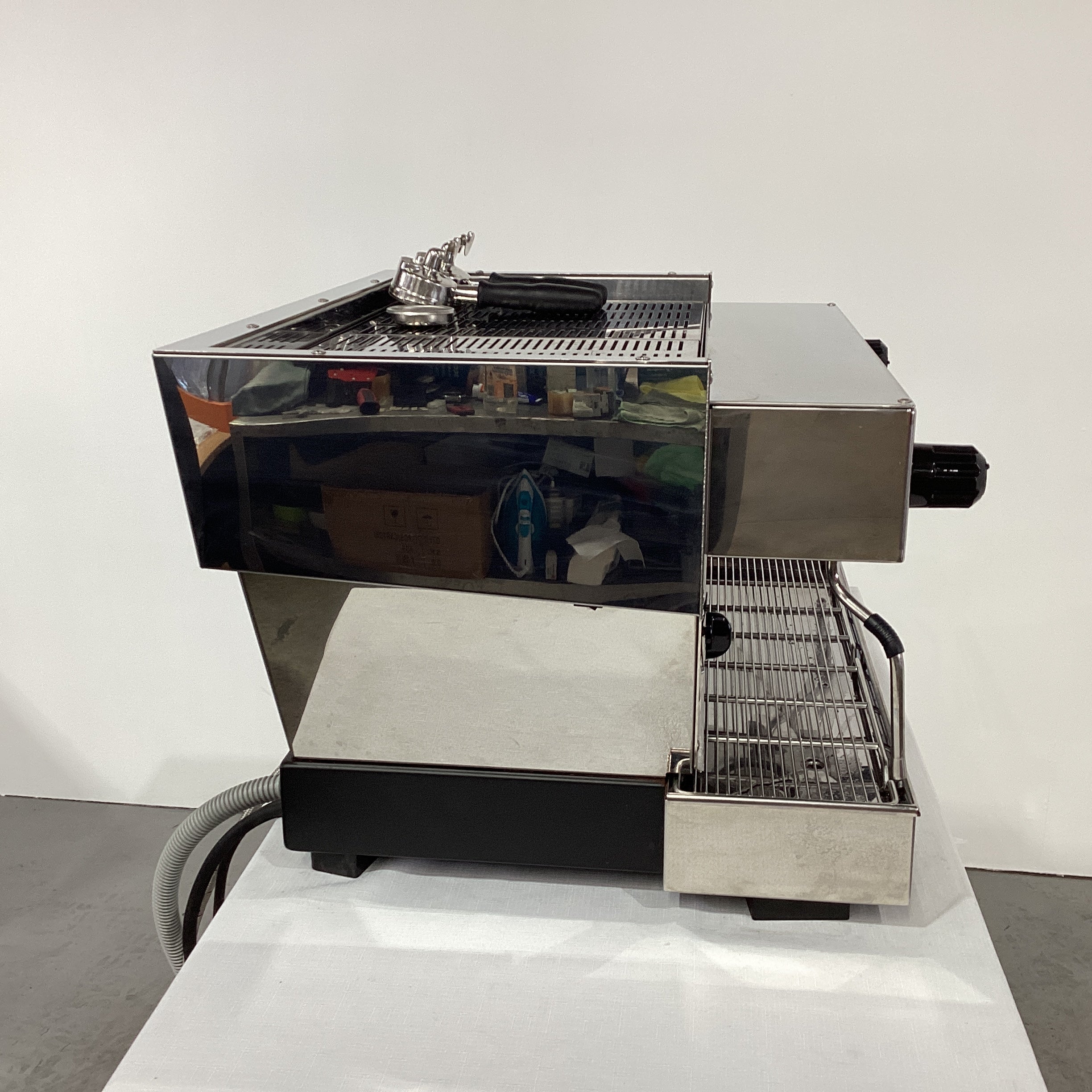 La Marzocco Linea LC-S 2AV AW Coffee Machine with Reverse Osmosis System - 935302