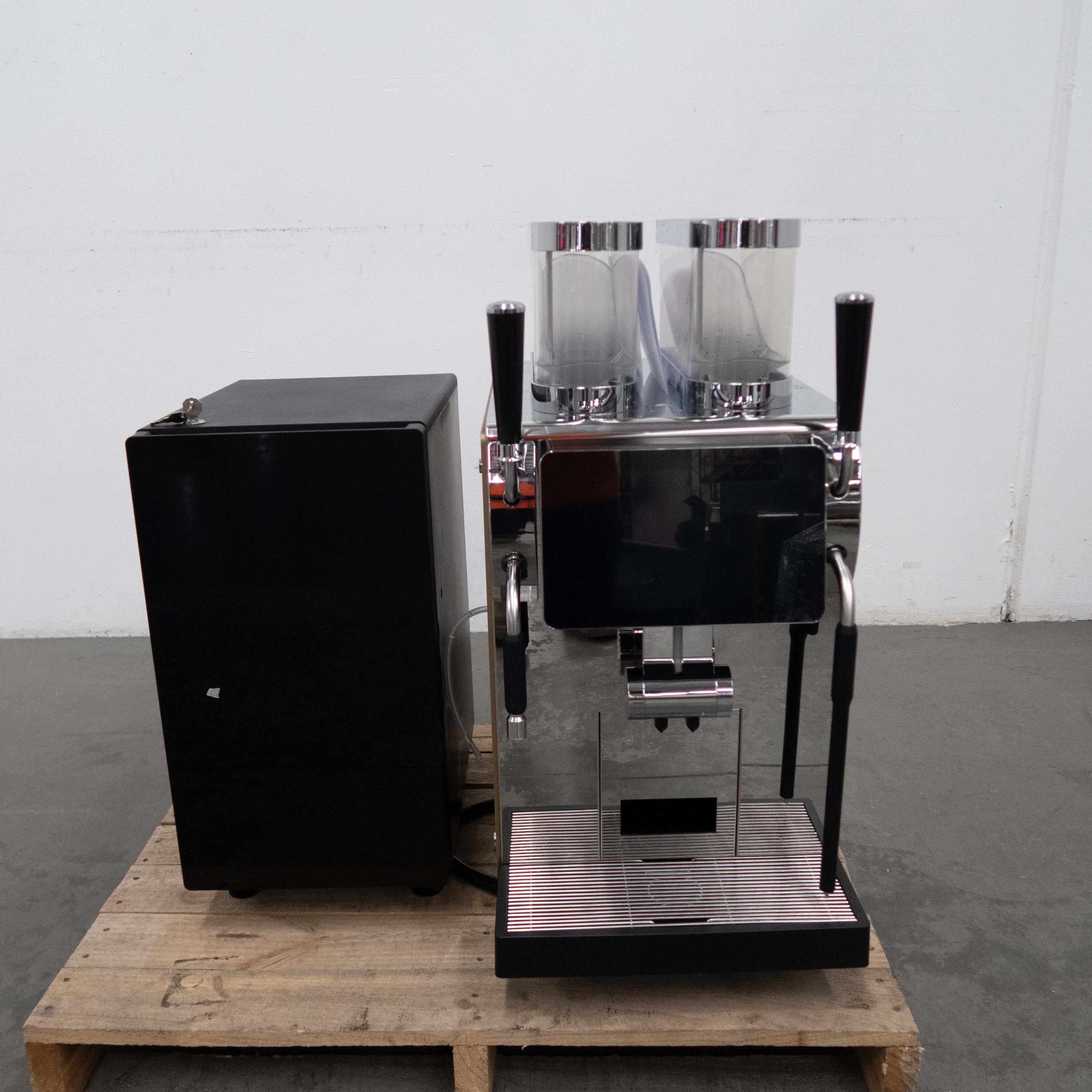 Dr Coffee Coffee Master 200 Automatic Coffee Machine + Milk Cooler - 937247