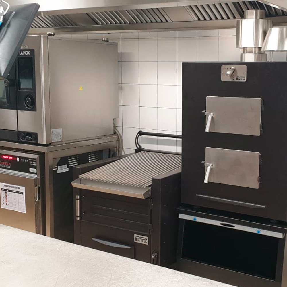 Pira M80 Charcoal Barbecue Grill - 800