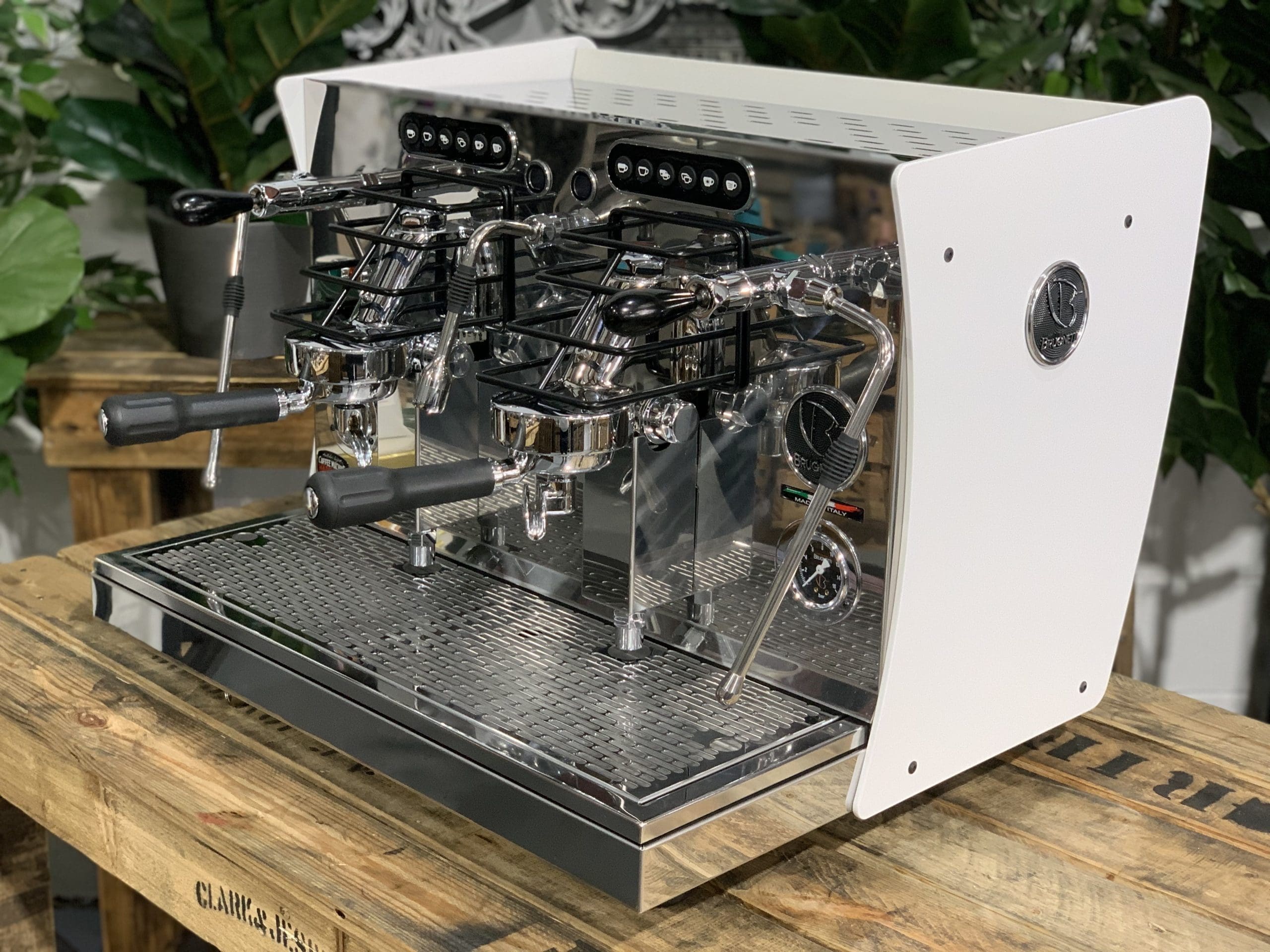 Brugnetti Guilia Manufactum - 2 Group Commercial Espresso Machine - White
