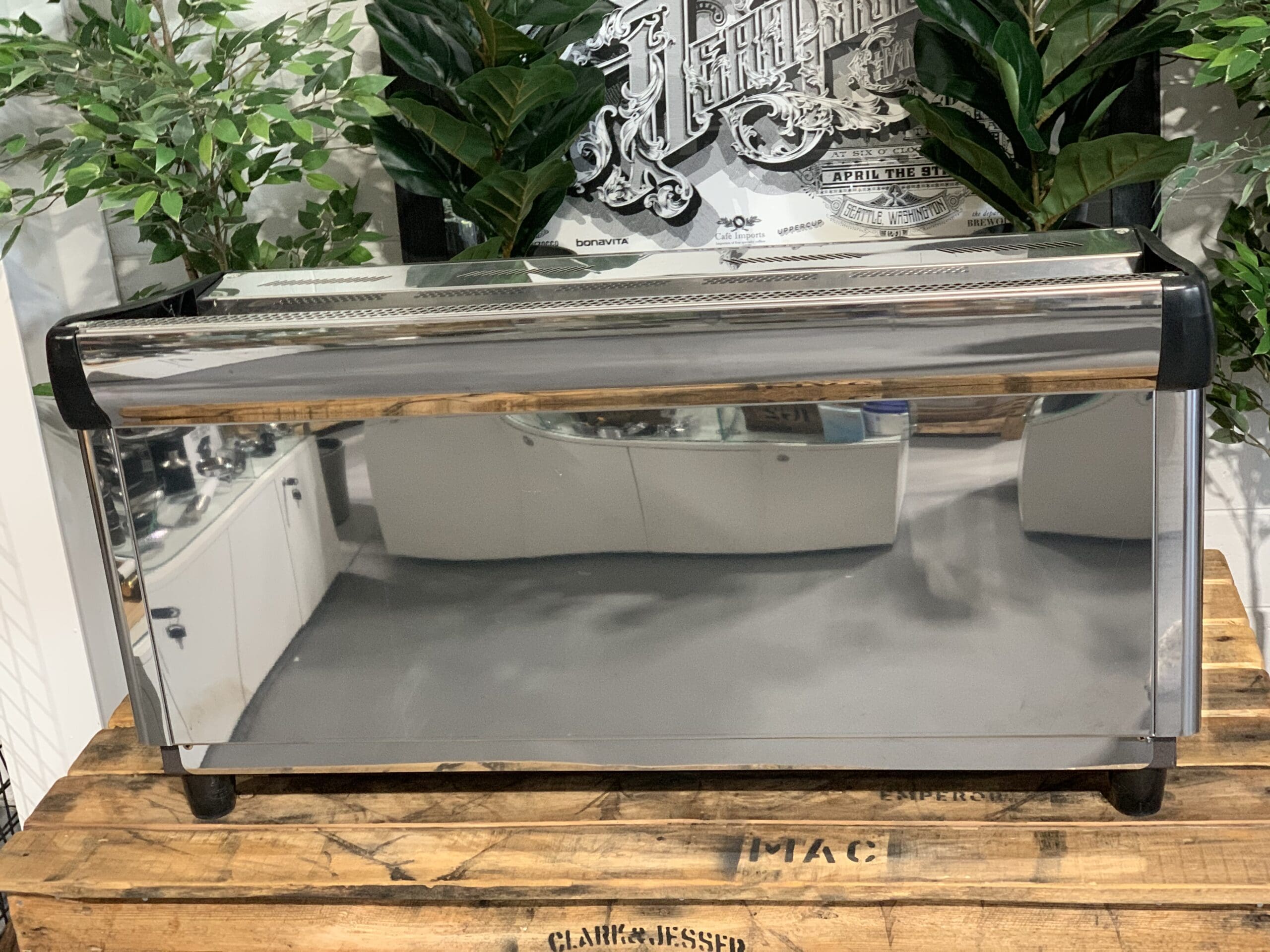 Expobar MegaCrem Auto Steam - 3 Group Commercial Espresso Machine - Stainless Steel