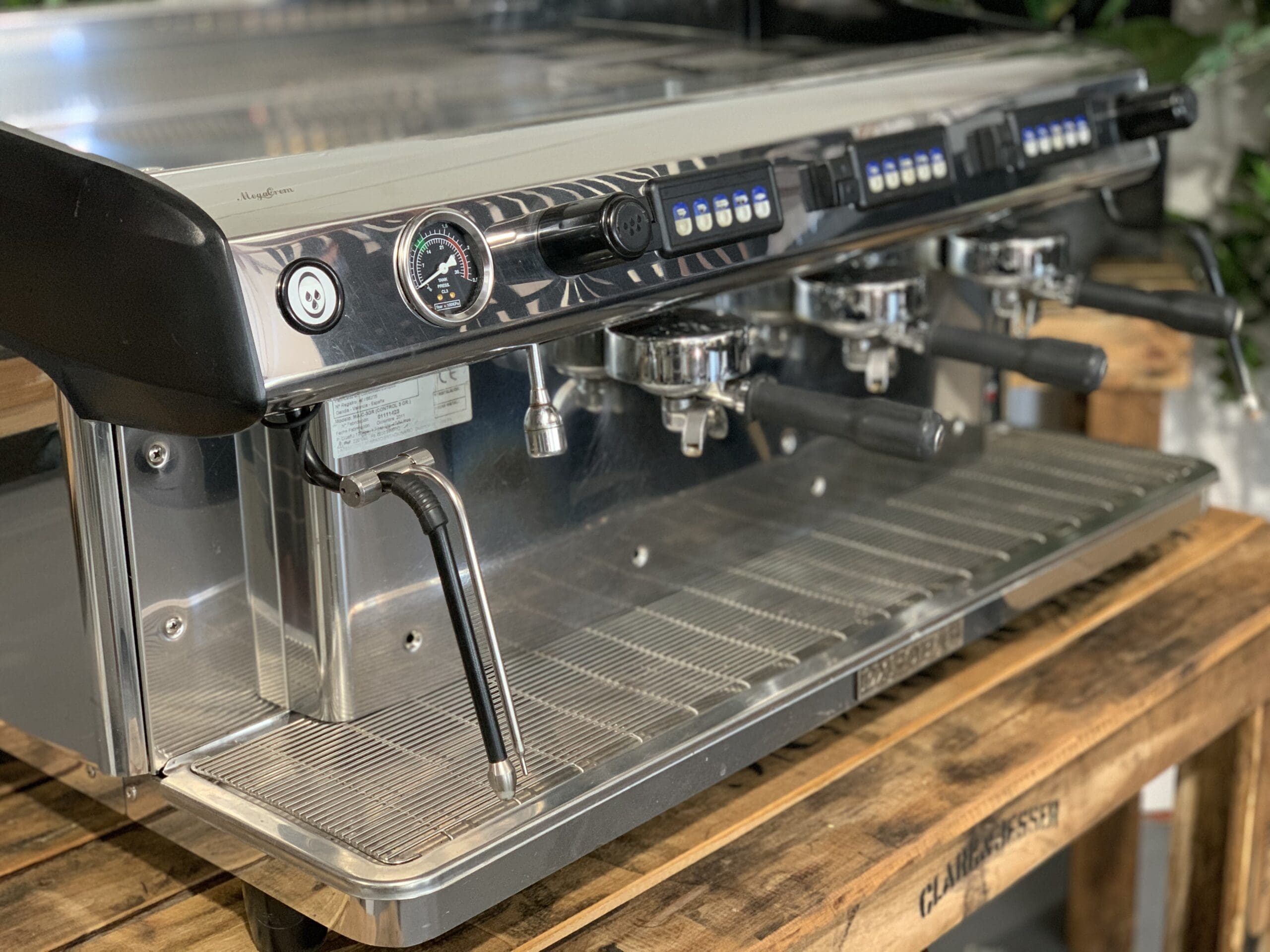 Expobar MegaCrem Auto Steam - 3 Group Commercial Espresso Machine - Stainless Steel
