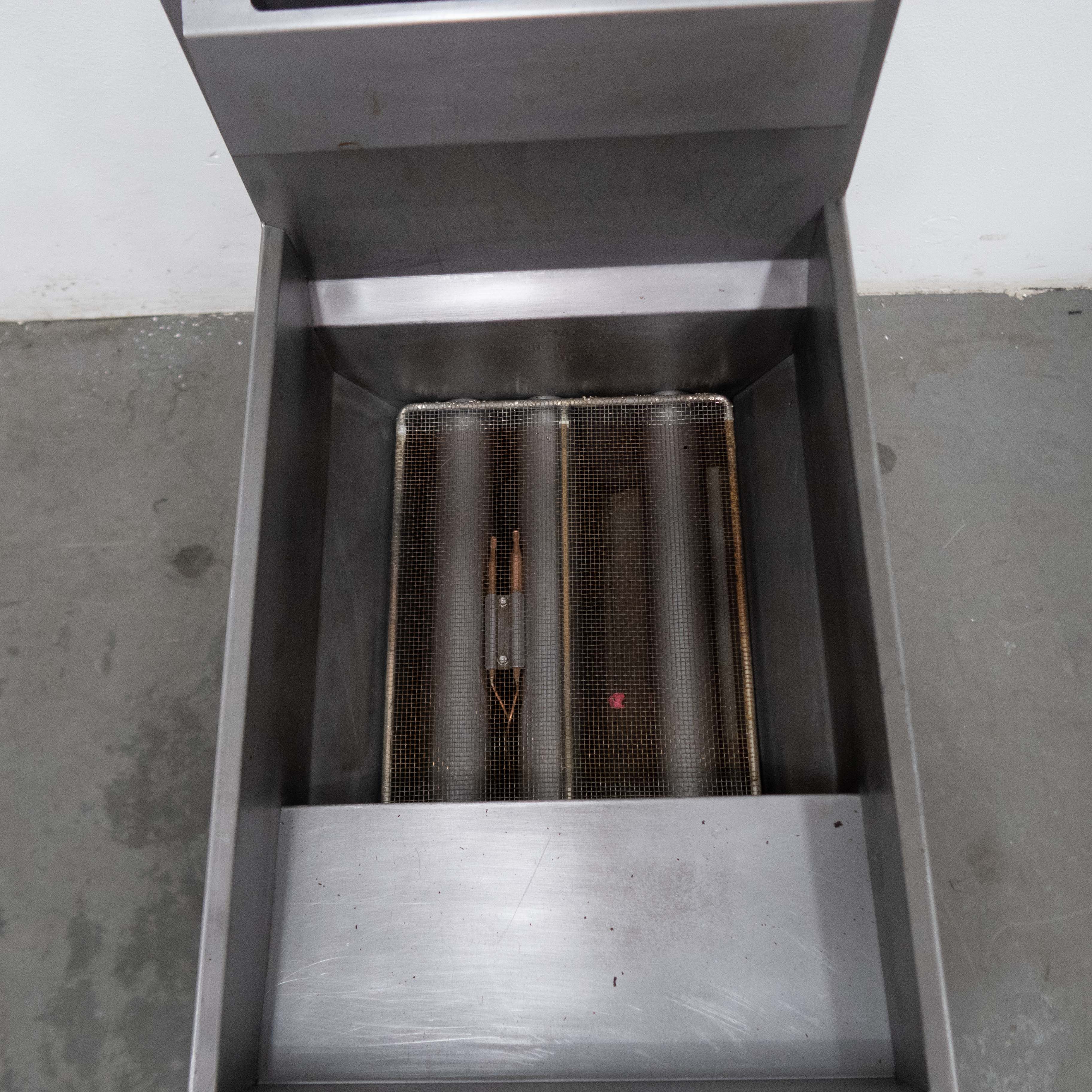 Gasmax RC-300E Single Pan Fryer - 810826