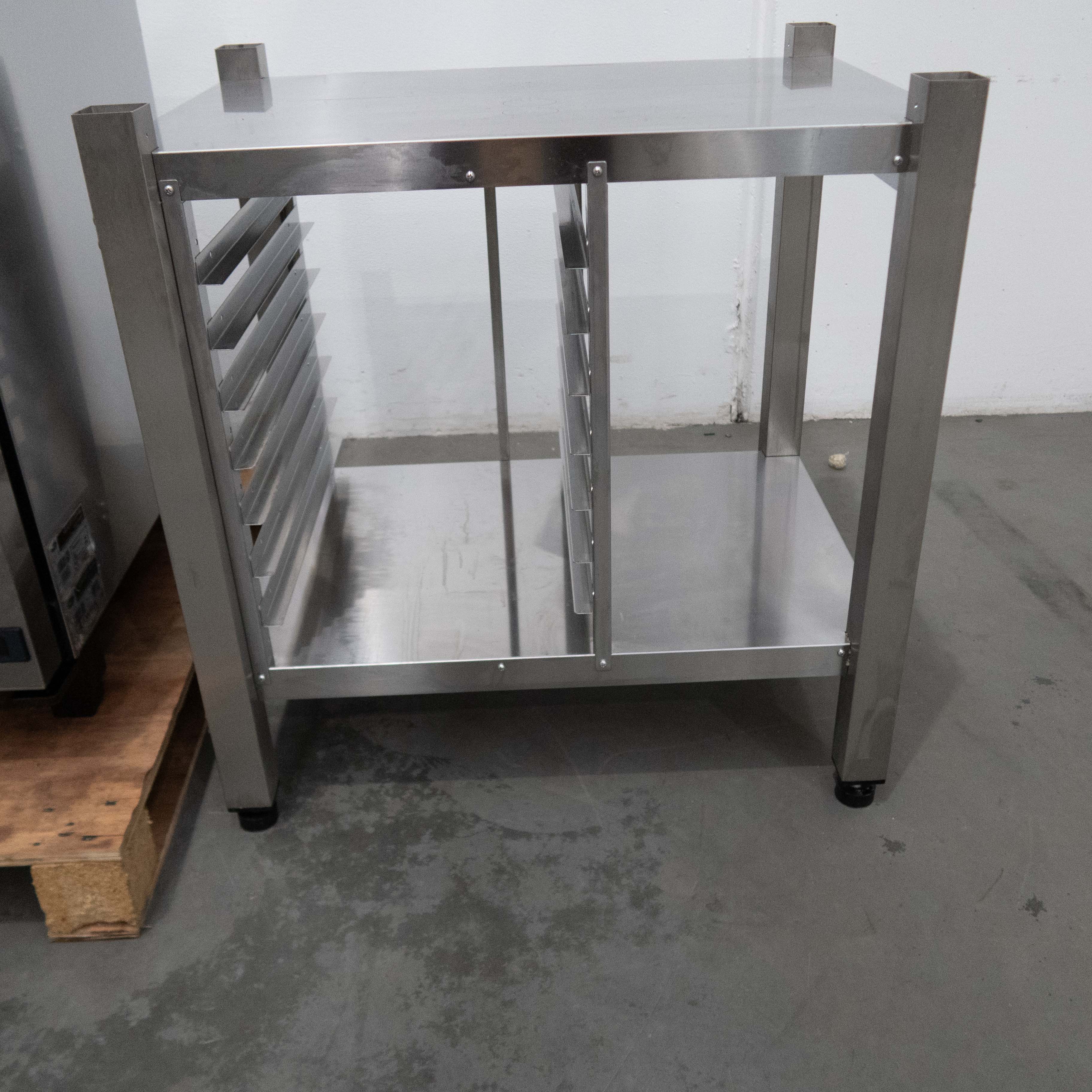 Unox XEVC-0711-EPRM Combi Oven + Stand - 801800