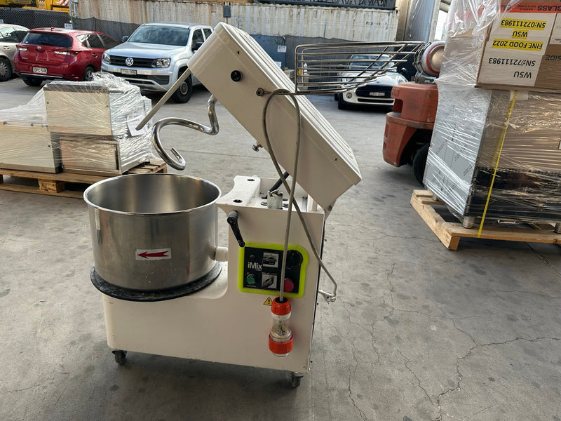 Moretti Forni Double Speed  Removable Bowl Spiral Mixer - 33L