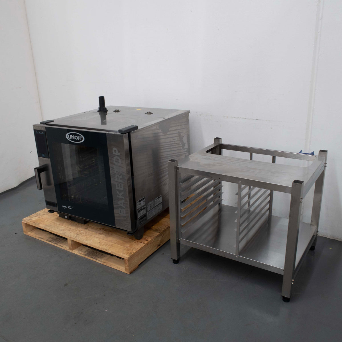 Unox BAKERTOP XEBC-06EU-GPLM Combi Oven with Stand - 903998