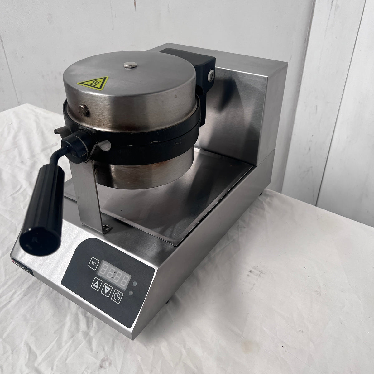 Anvil WBA1001 Waffle Maker - 942832