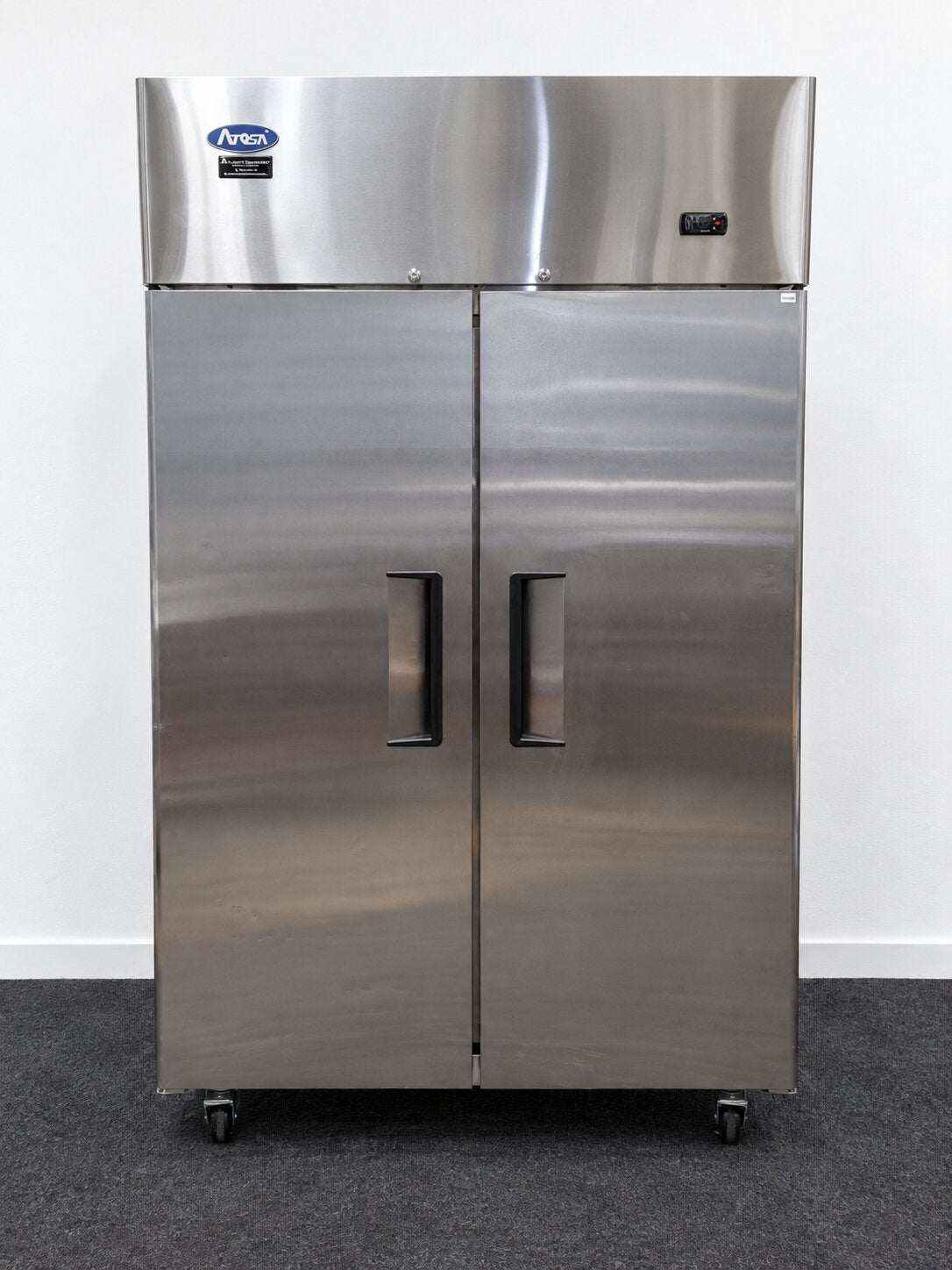 Atosa YBF9219 Upright Freezer - 880684
